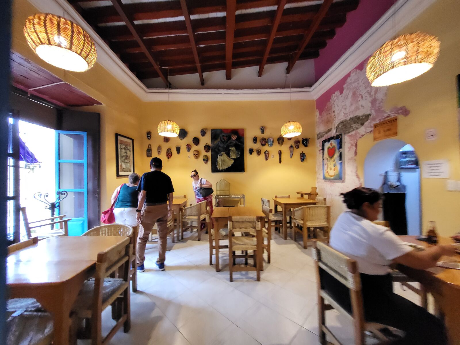 La Casa del Tío Güero image 6