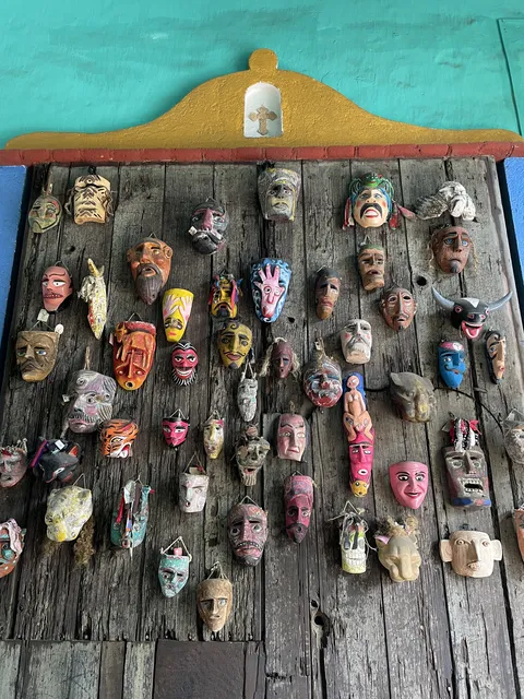 La Casa del Tío Güero image 7