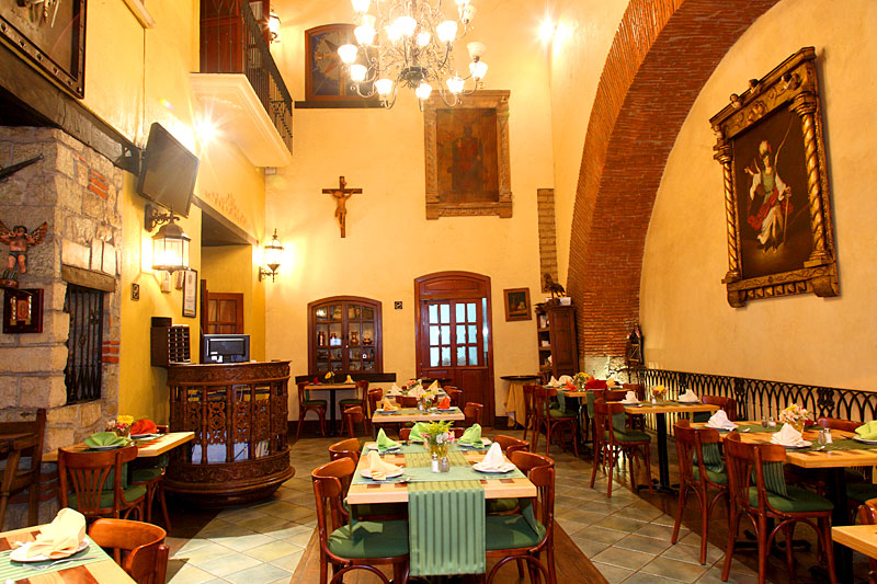 Restaurante El Pombo Sazón de Antaño image 1
