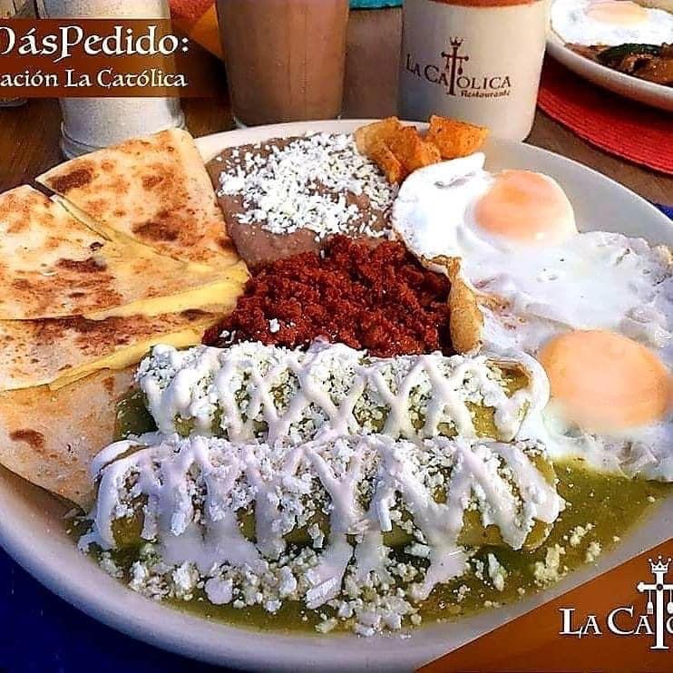 La Católica image 2