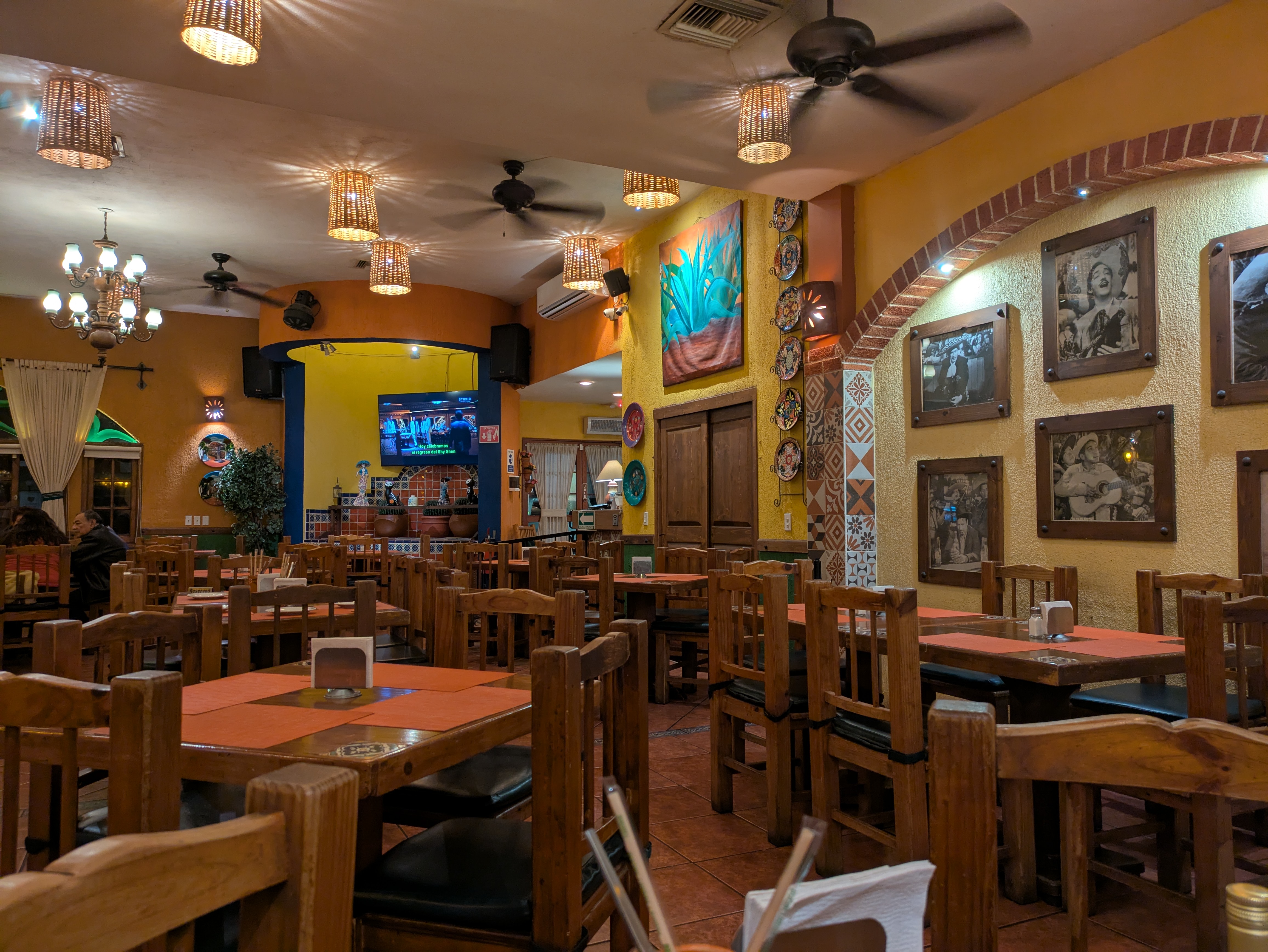 Los Magueyes image 2