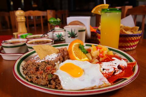 Los Magueyes image 3