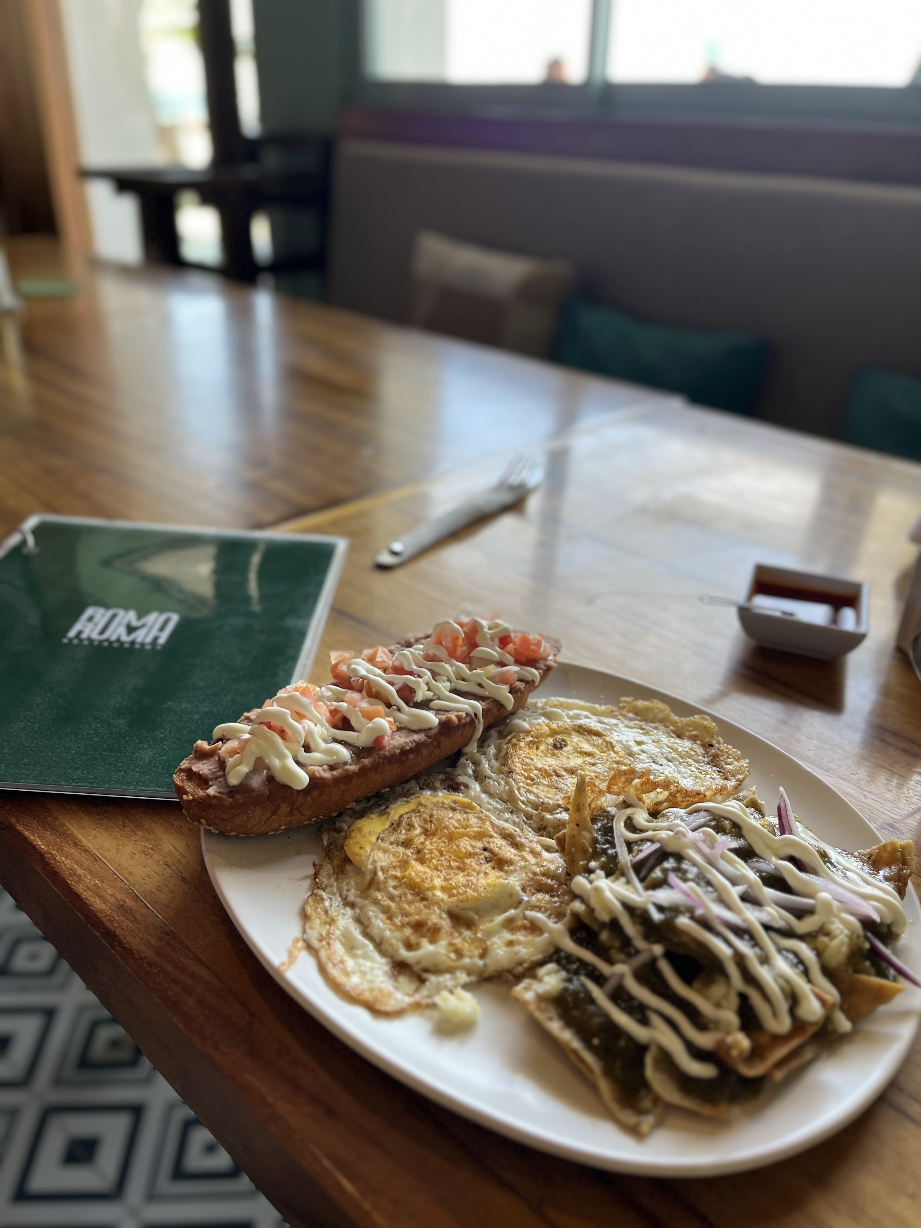 Roma Roma Restaurant image 3