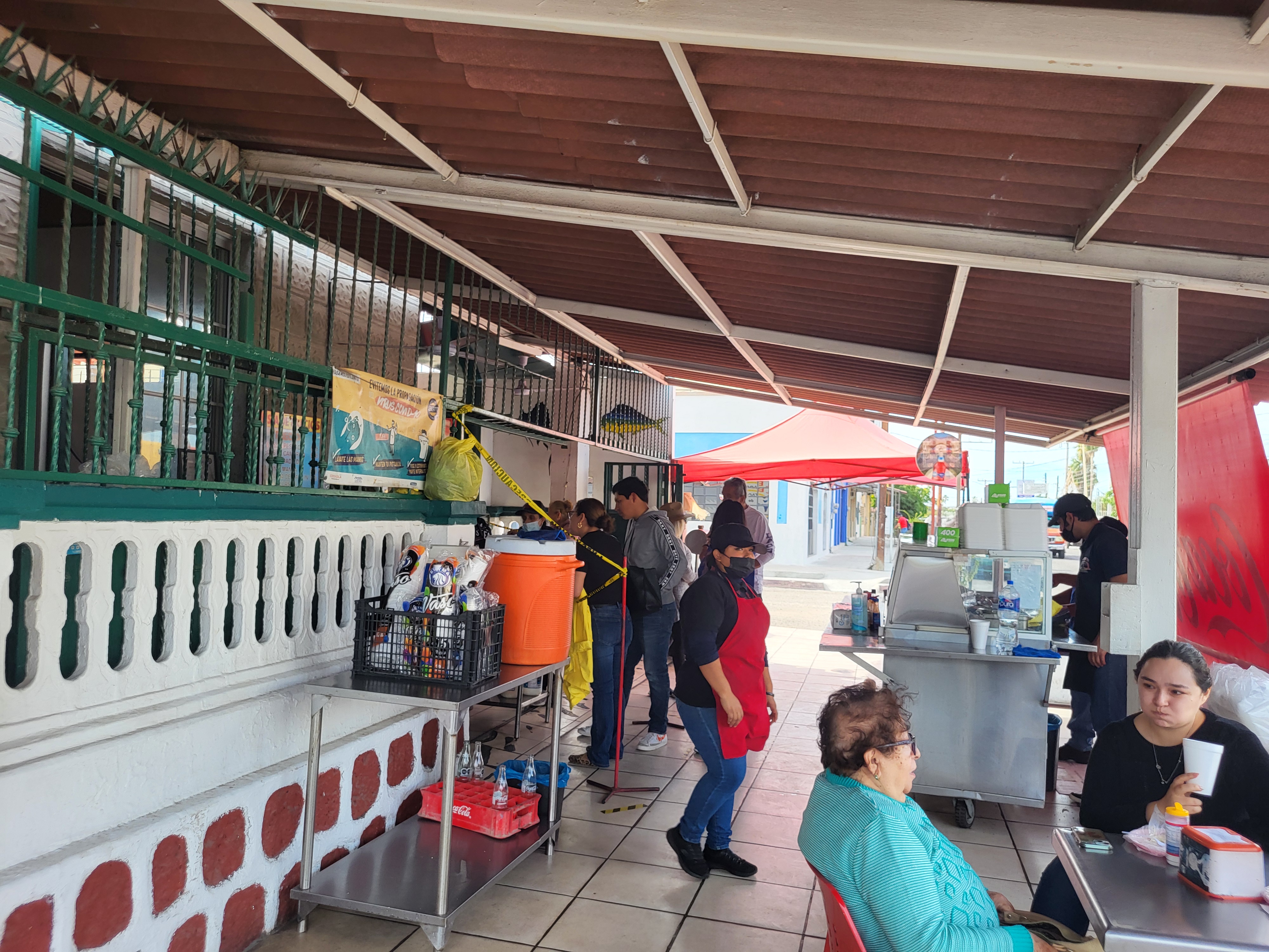 Tacos De Pescado El Estadio image 5