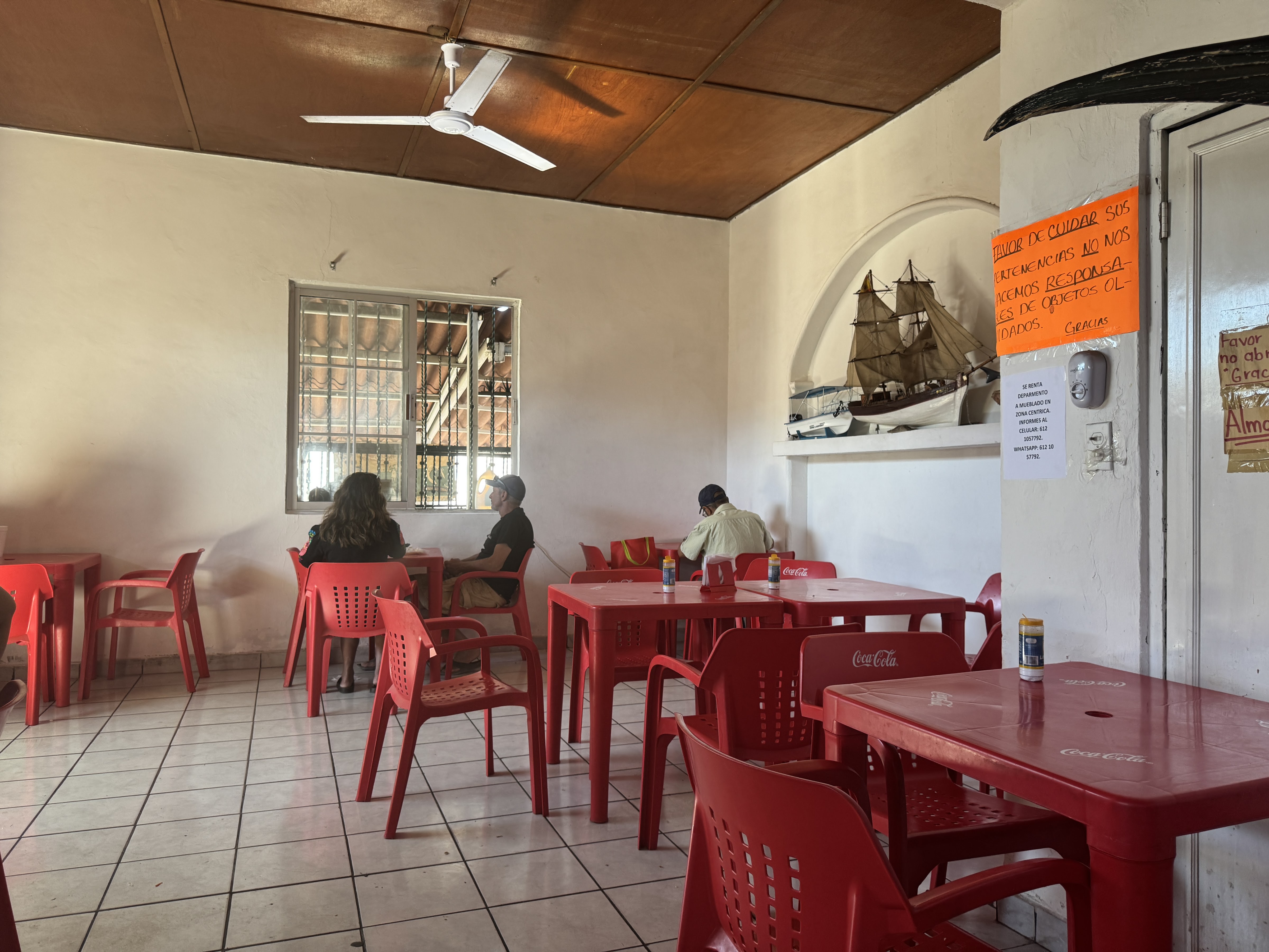 Tacos De Pescado El Estadio image 8