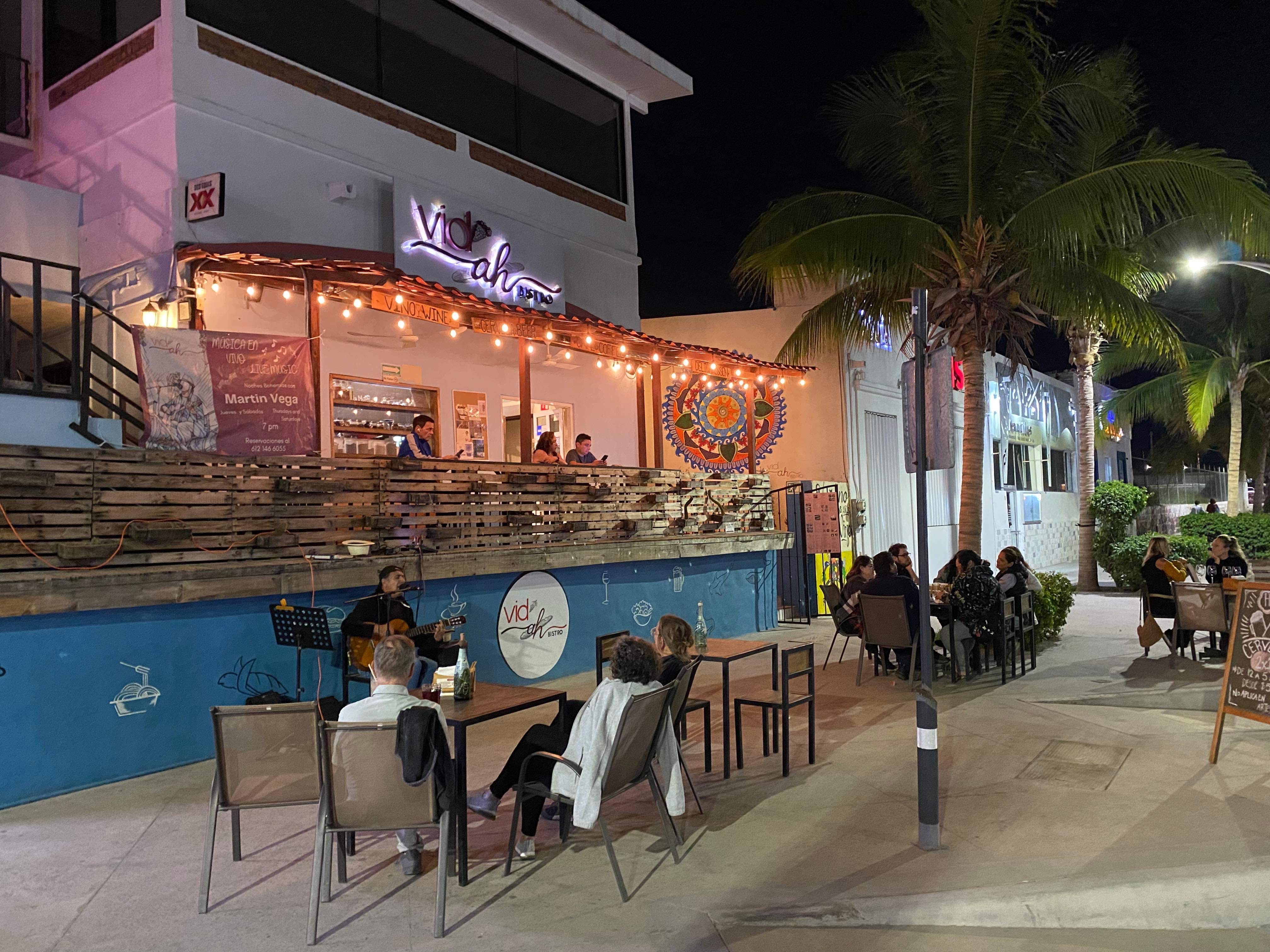 Vid'ah Bistro image 4