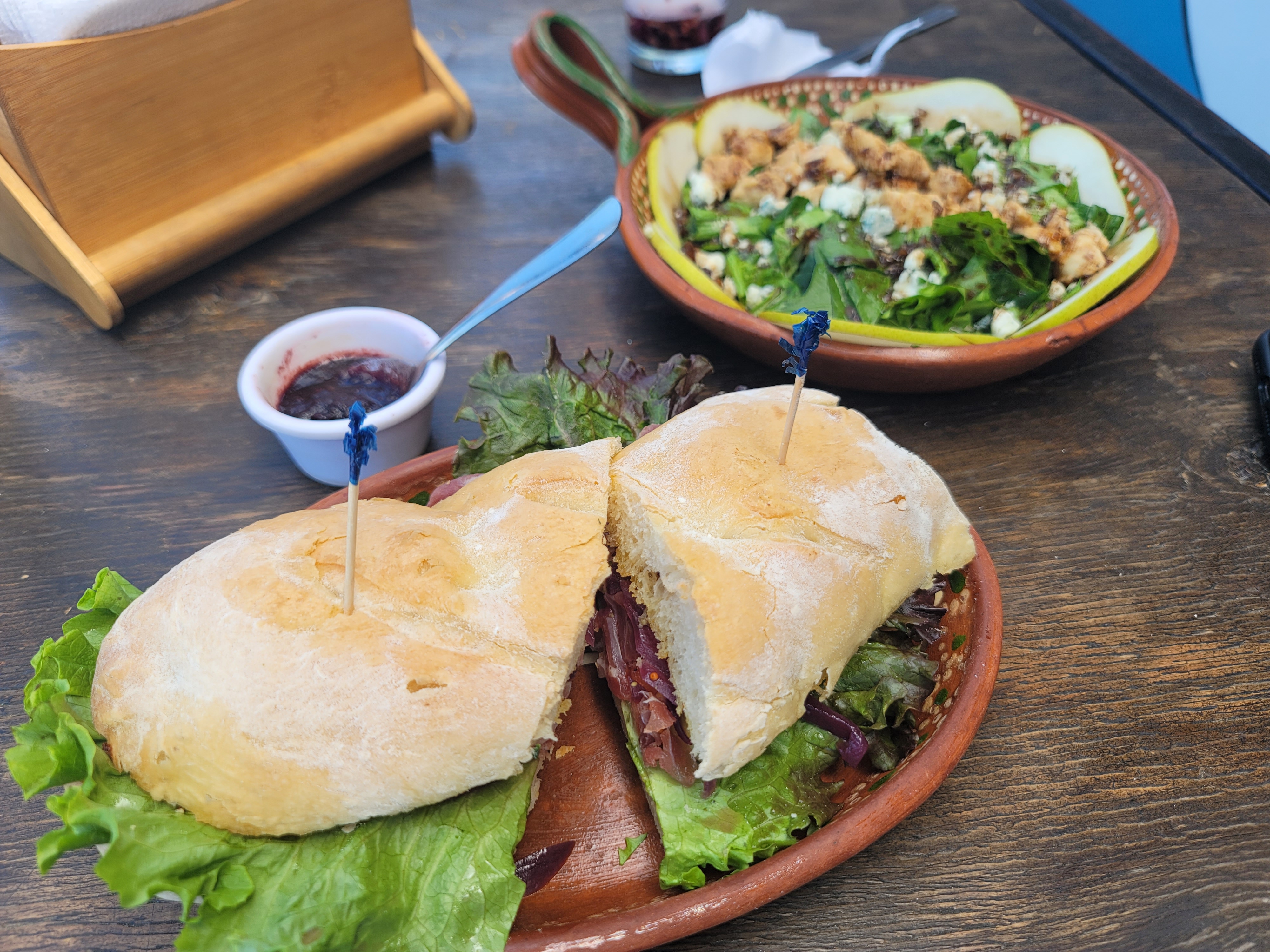 Vid'ah Bistro image 6