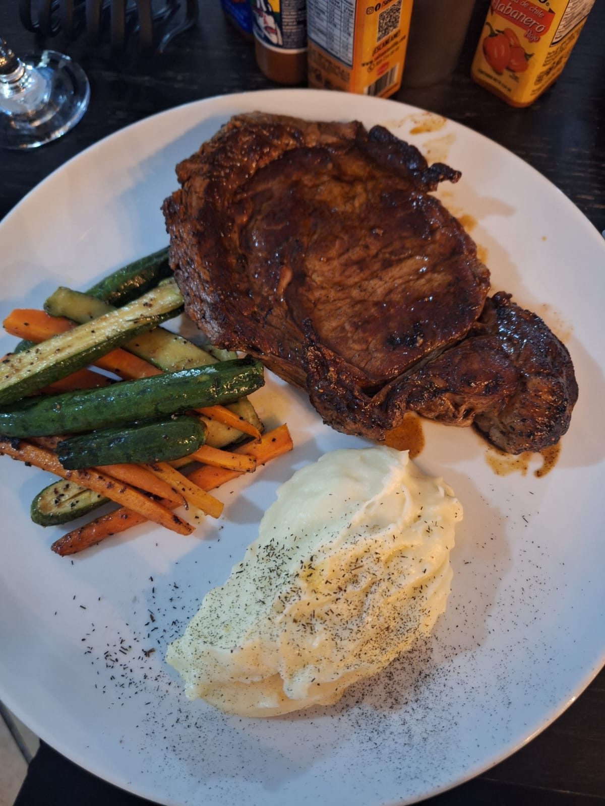 Horizon Restaurant image 8