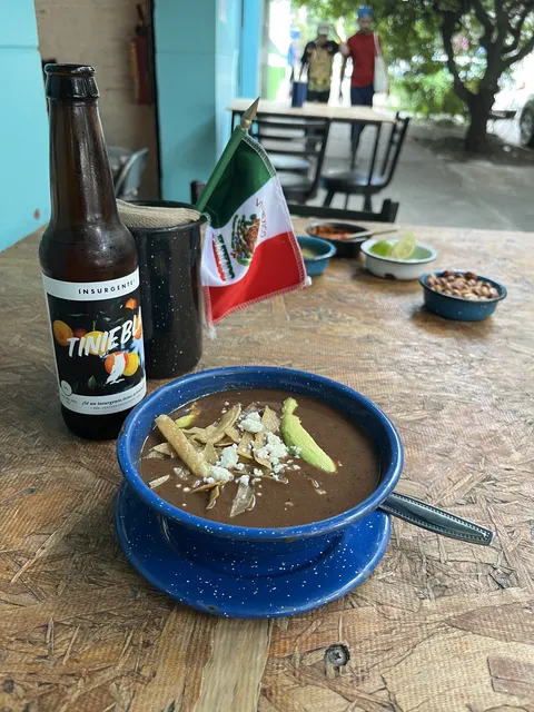 Las Tlayudas, comida casual oaxaqueña image 9