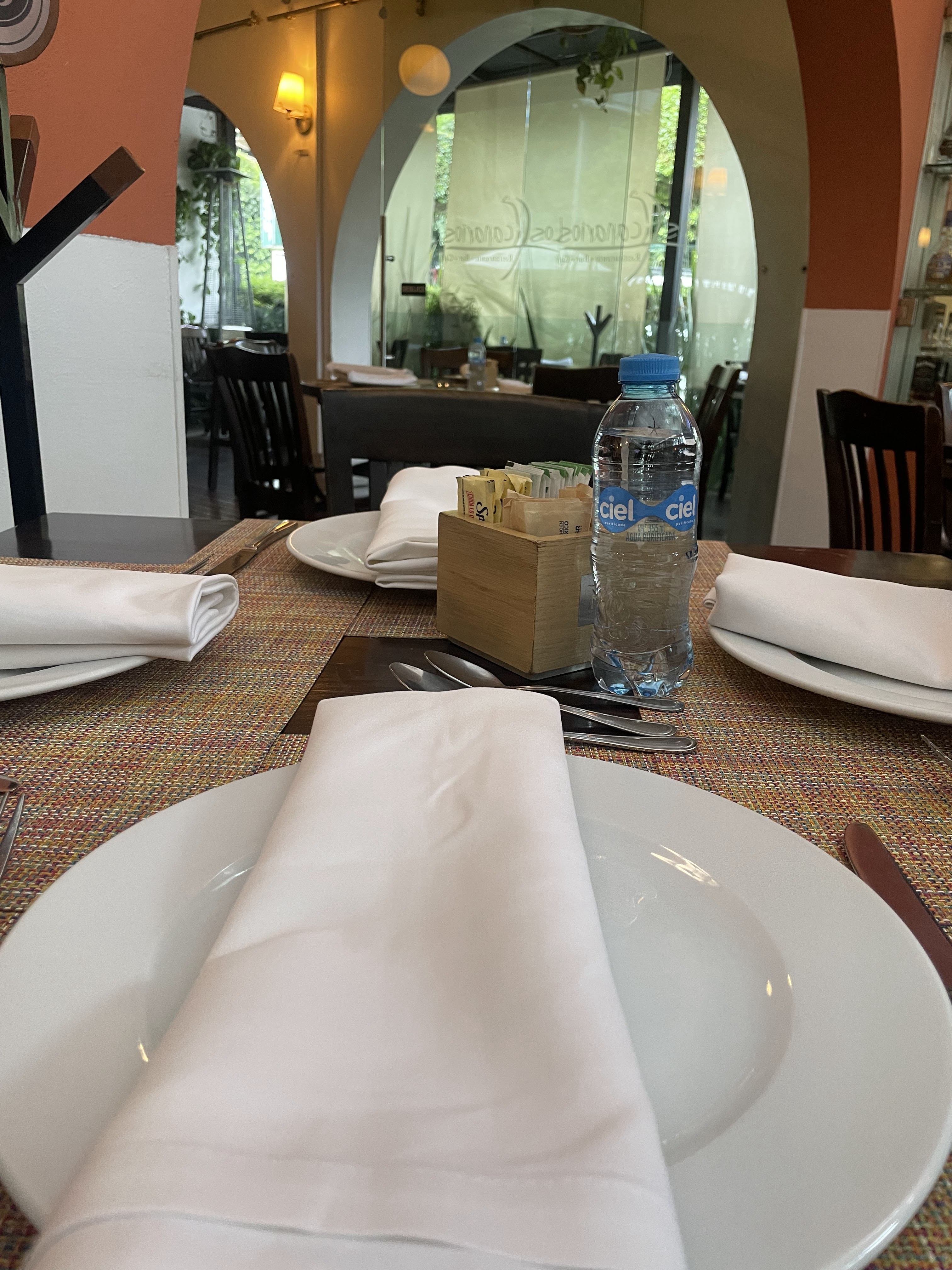 Los Canarios image 4