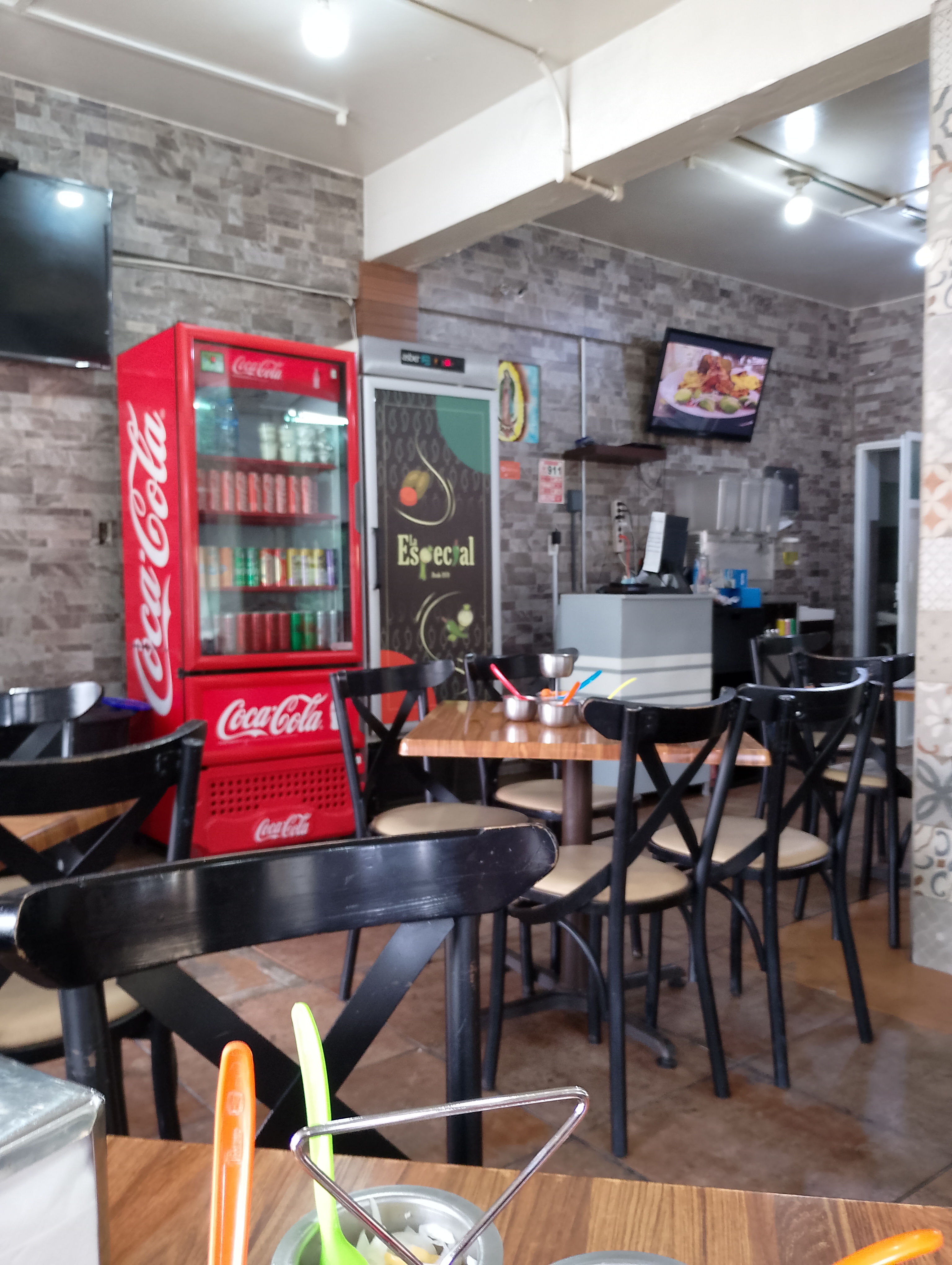 Tacos y Tortas | La Especial image 3