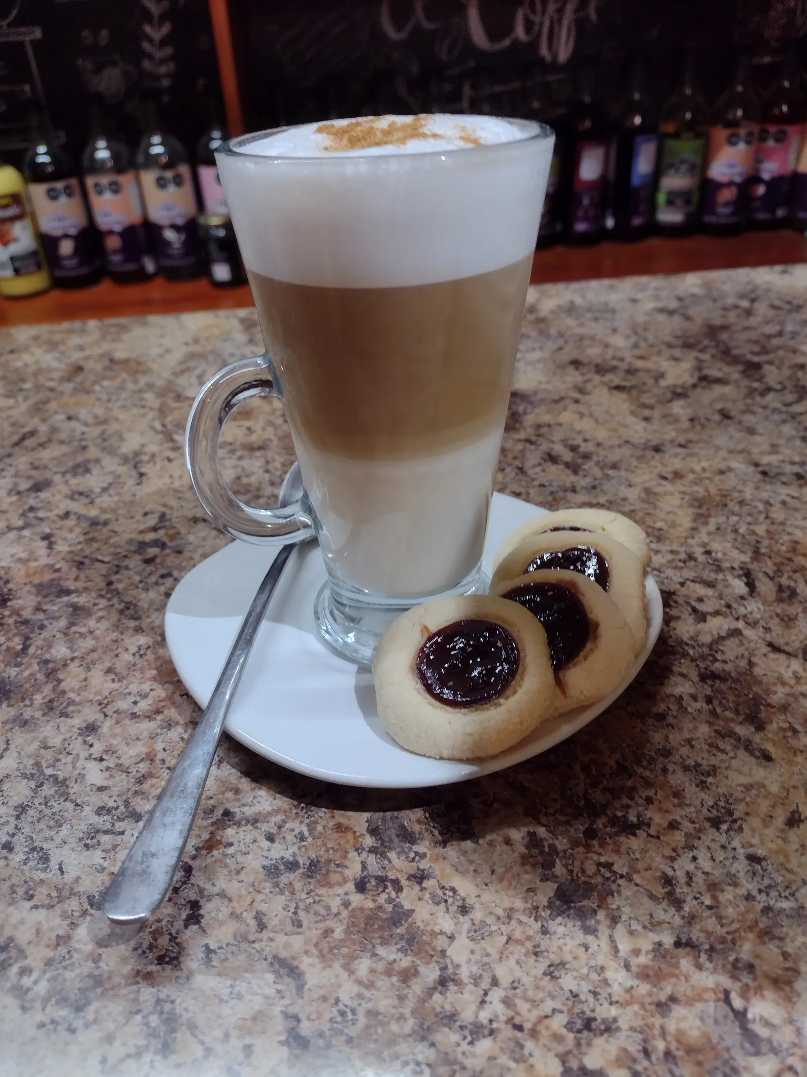 IZLACAFE image 3