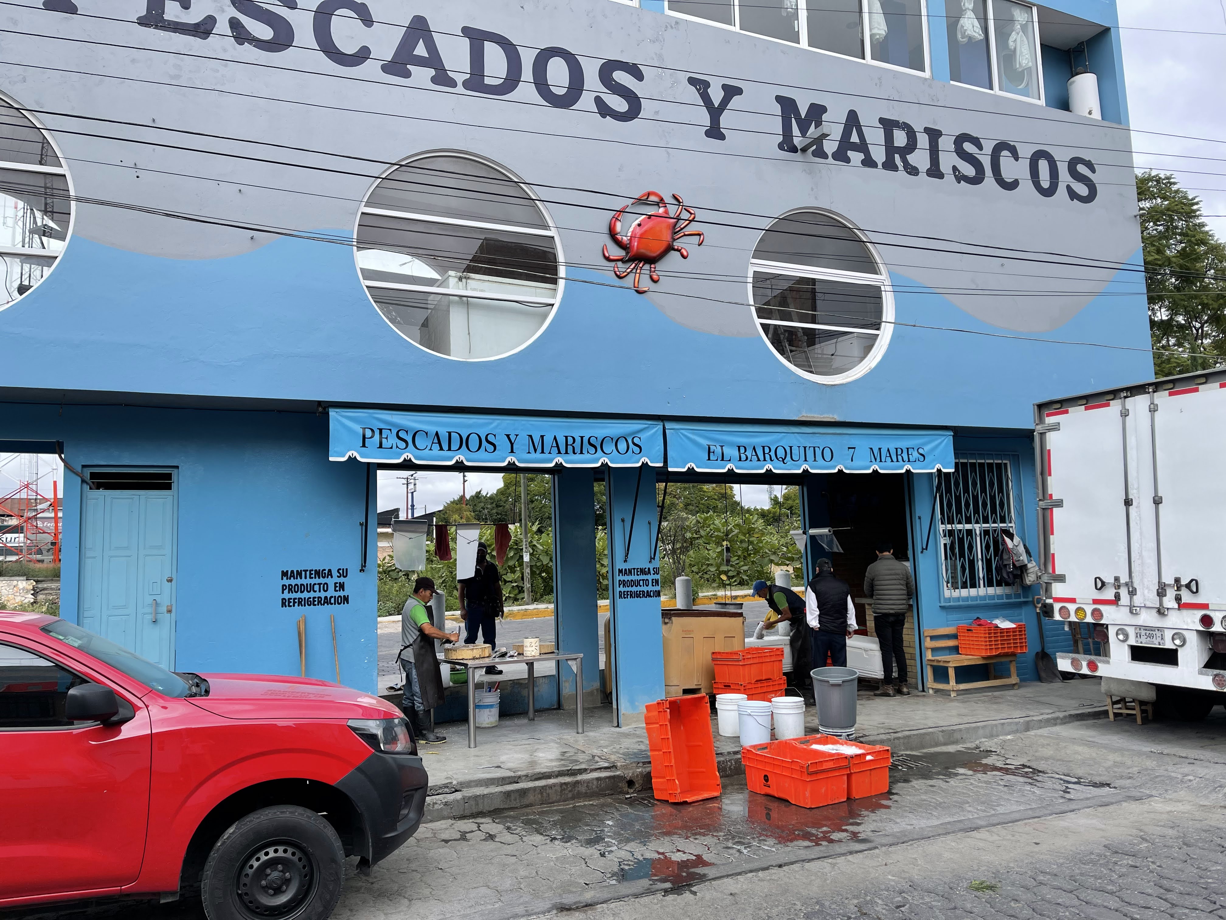 Pescaderia El Barquito 7 Mares image 2