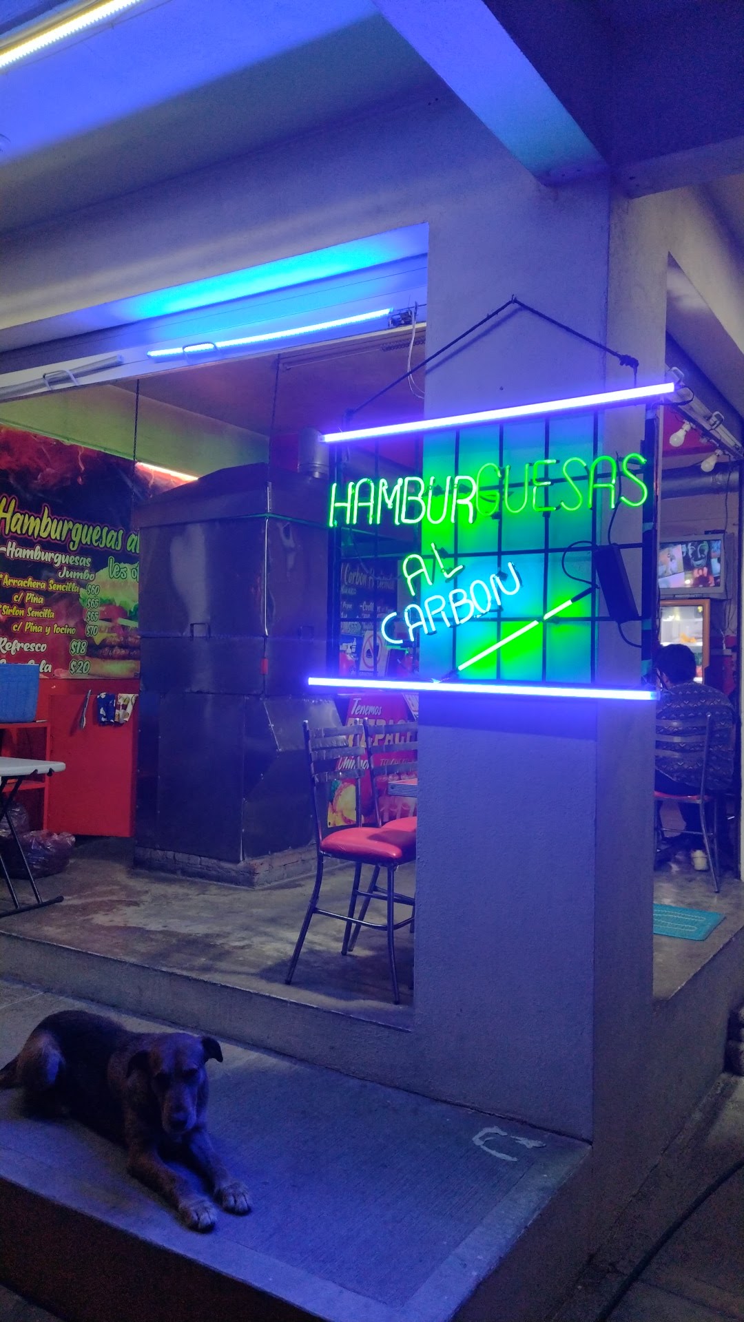 Hamburguesas al Carbón image 2