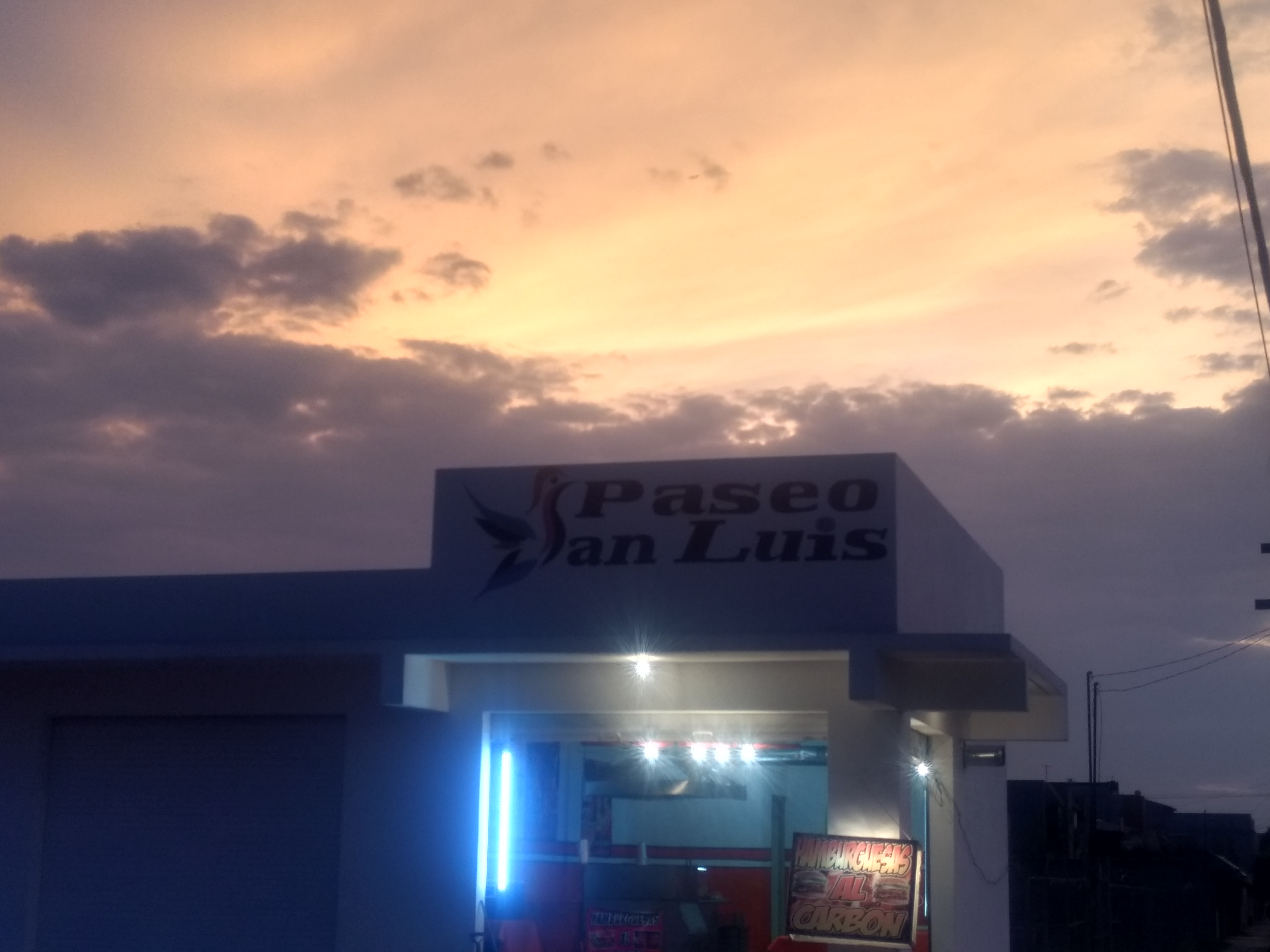 Hamburguesas al Carbón image 10