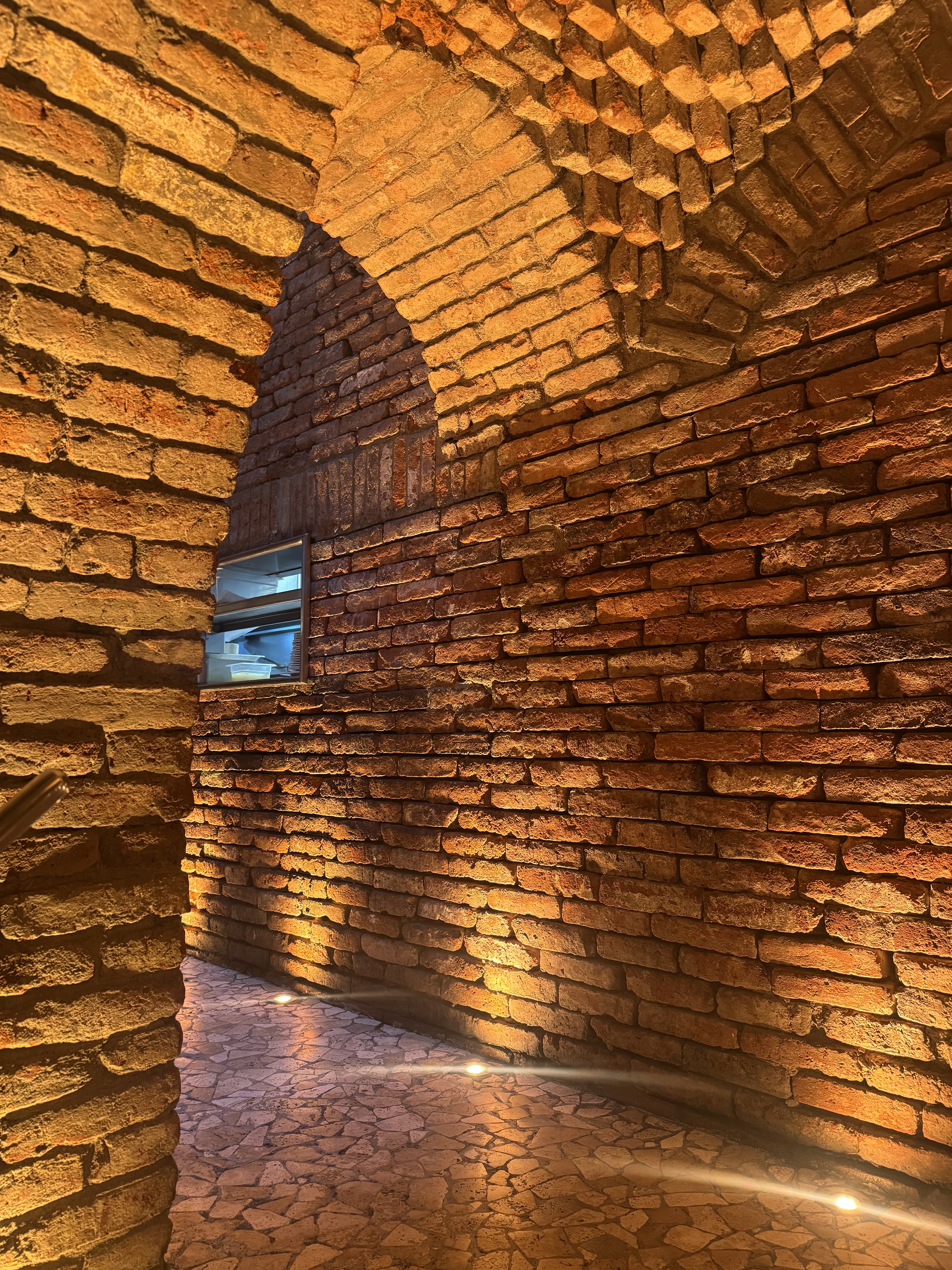 Maralunga Pizza Grill & Bar image 4