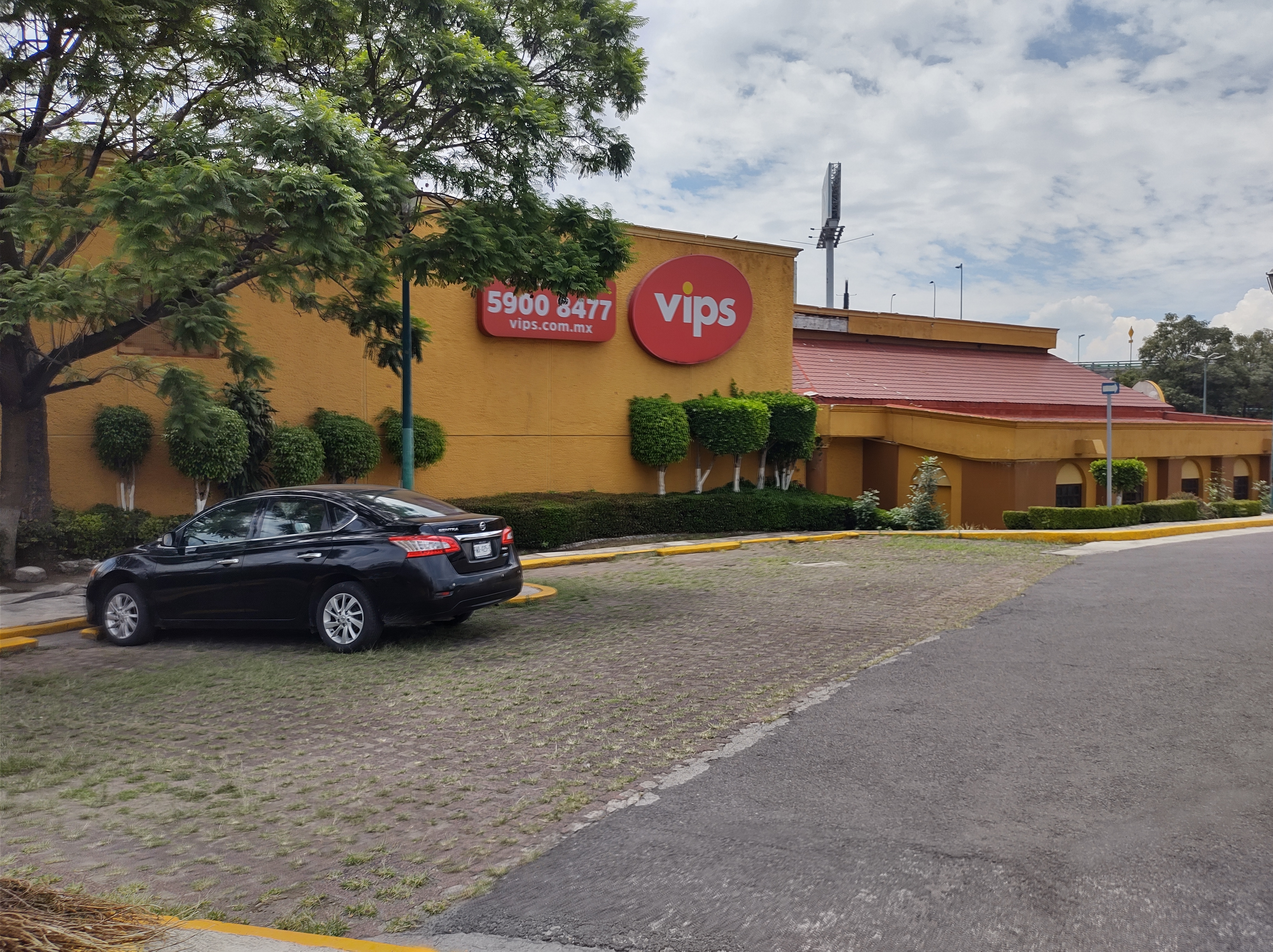 Vips San Jerónimo image 1