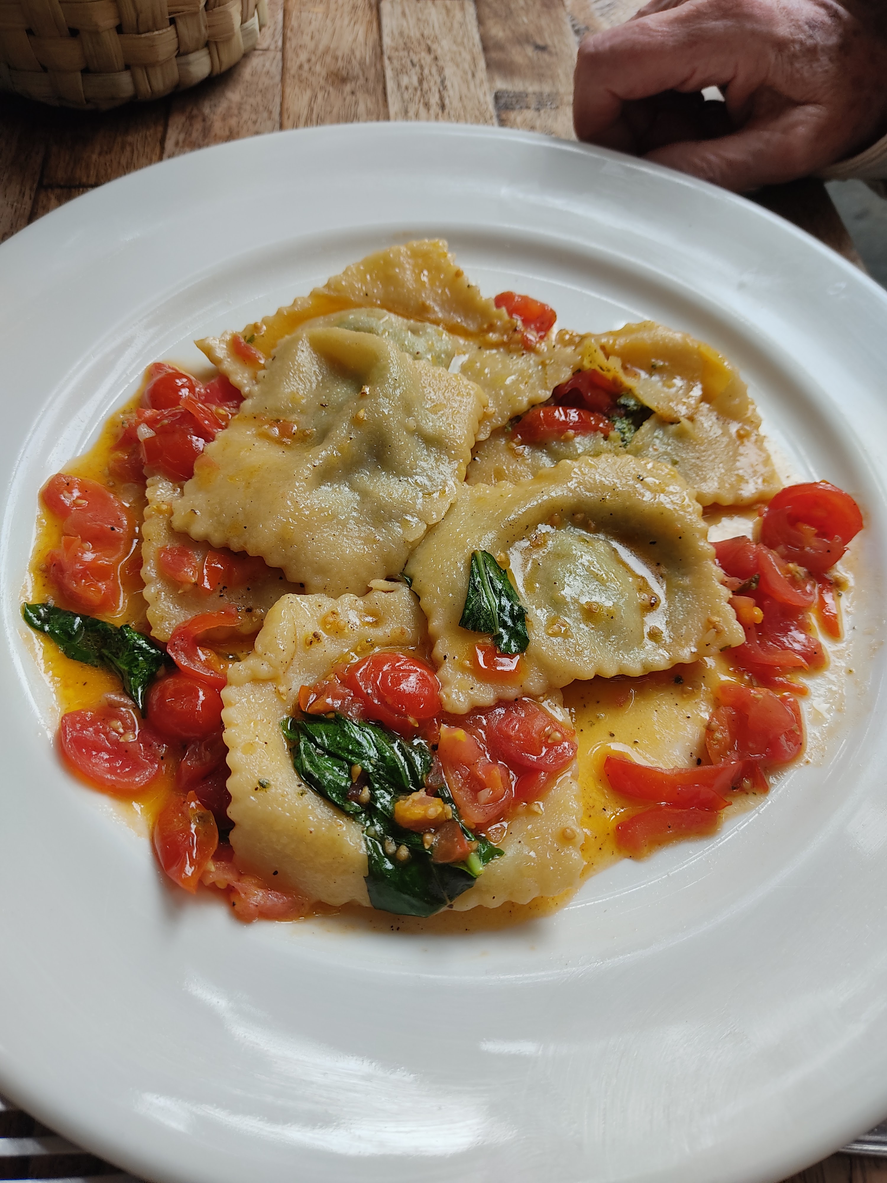 L U C R E Z I O image 10