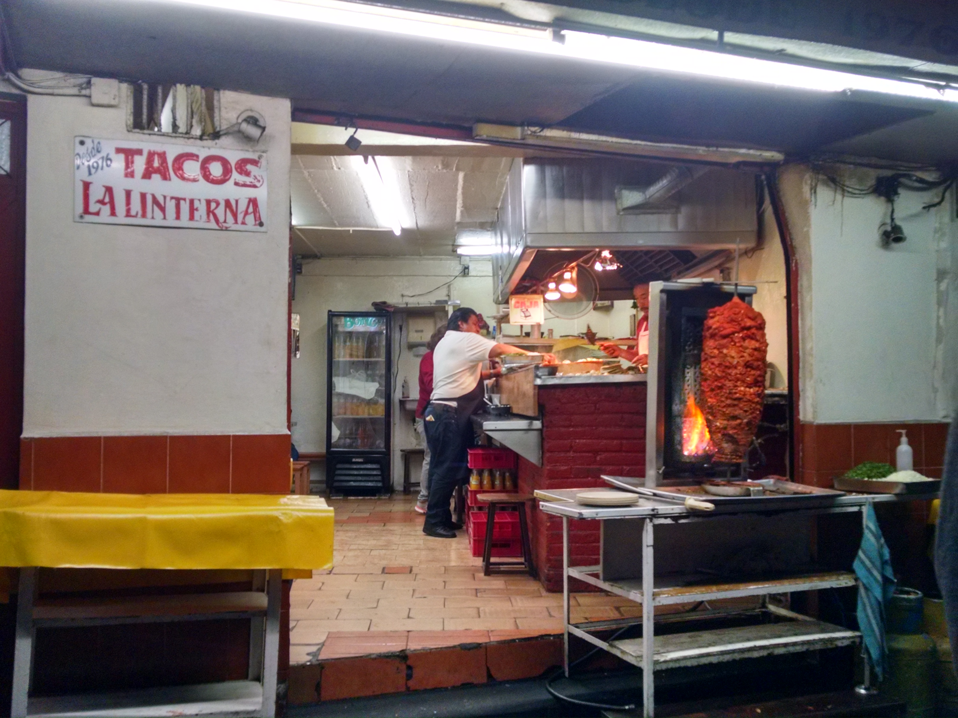 Taquería La Linterna image 9