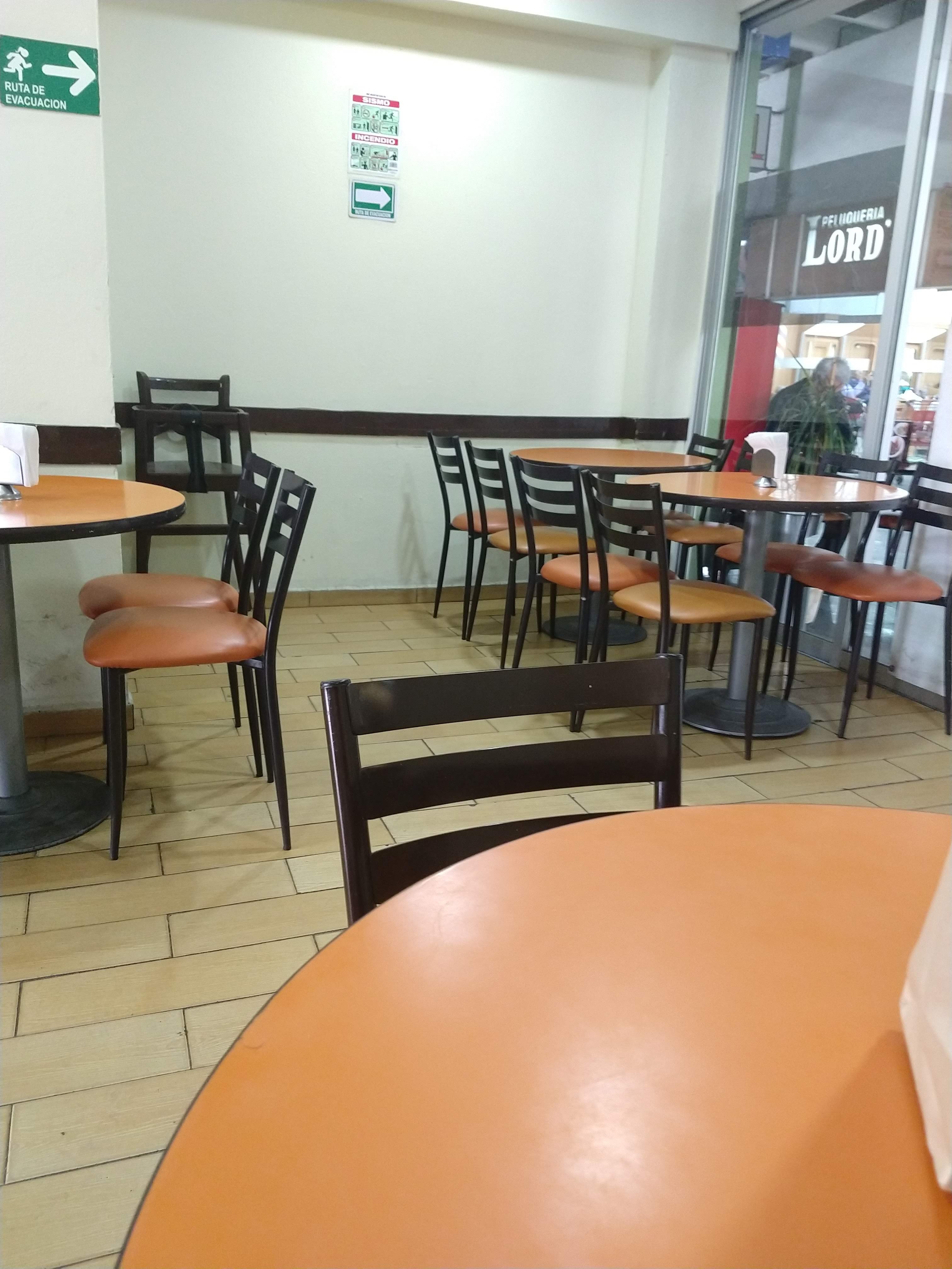 Pollos Río 10 San Jerónimo image 7