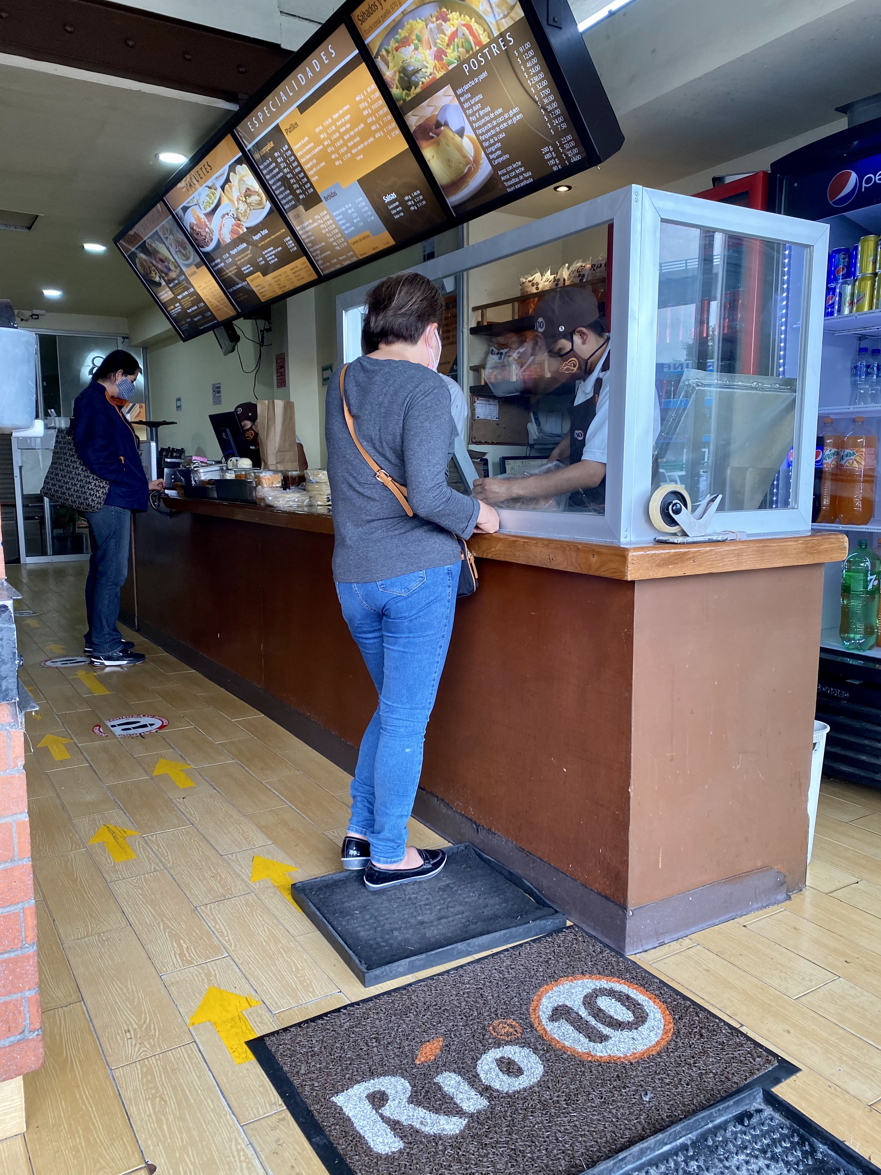 Pollos Río 10 San Jerónimo image 10