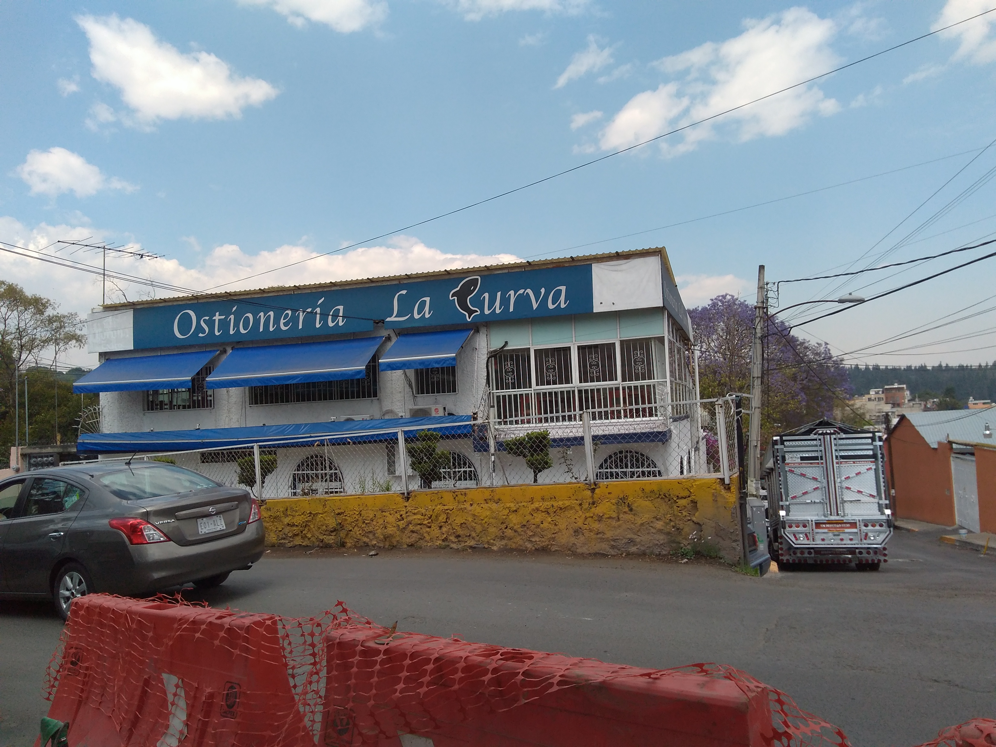 Ostionería La Curva image 1