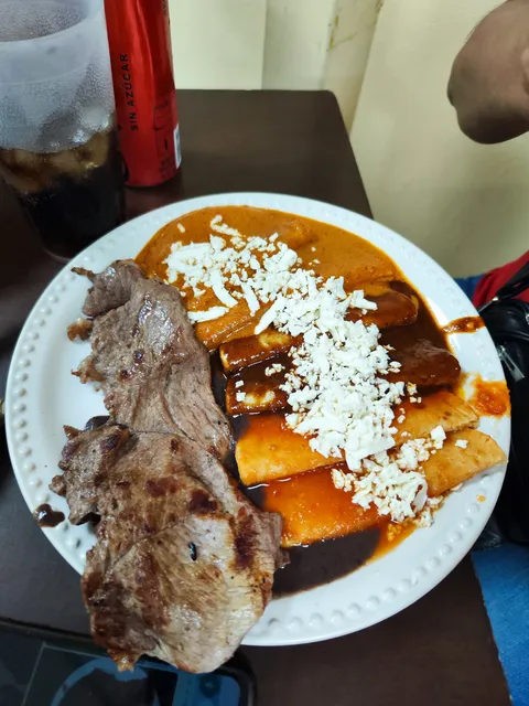 Enchiladas El Yaki image 3