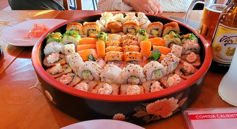 Osaka & Kyoto Sushi image 3