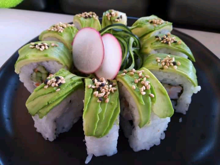 Osaka & Kyoto Sushi image 4