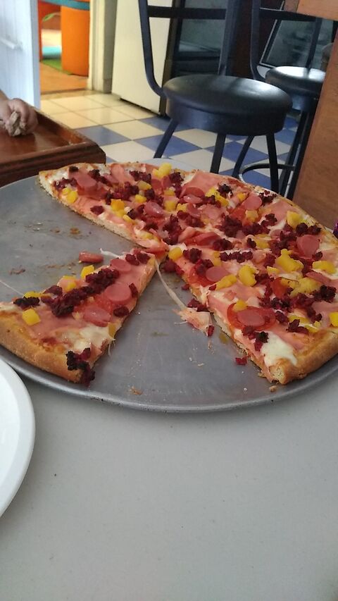 Pizzas Moy image 1