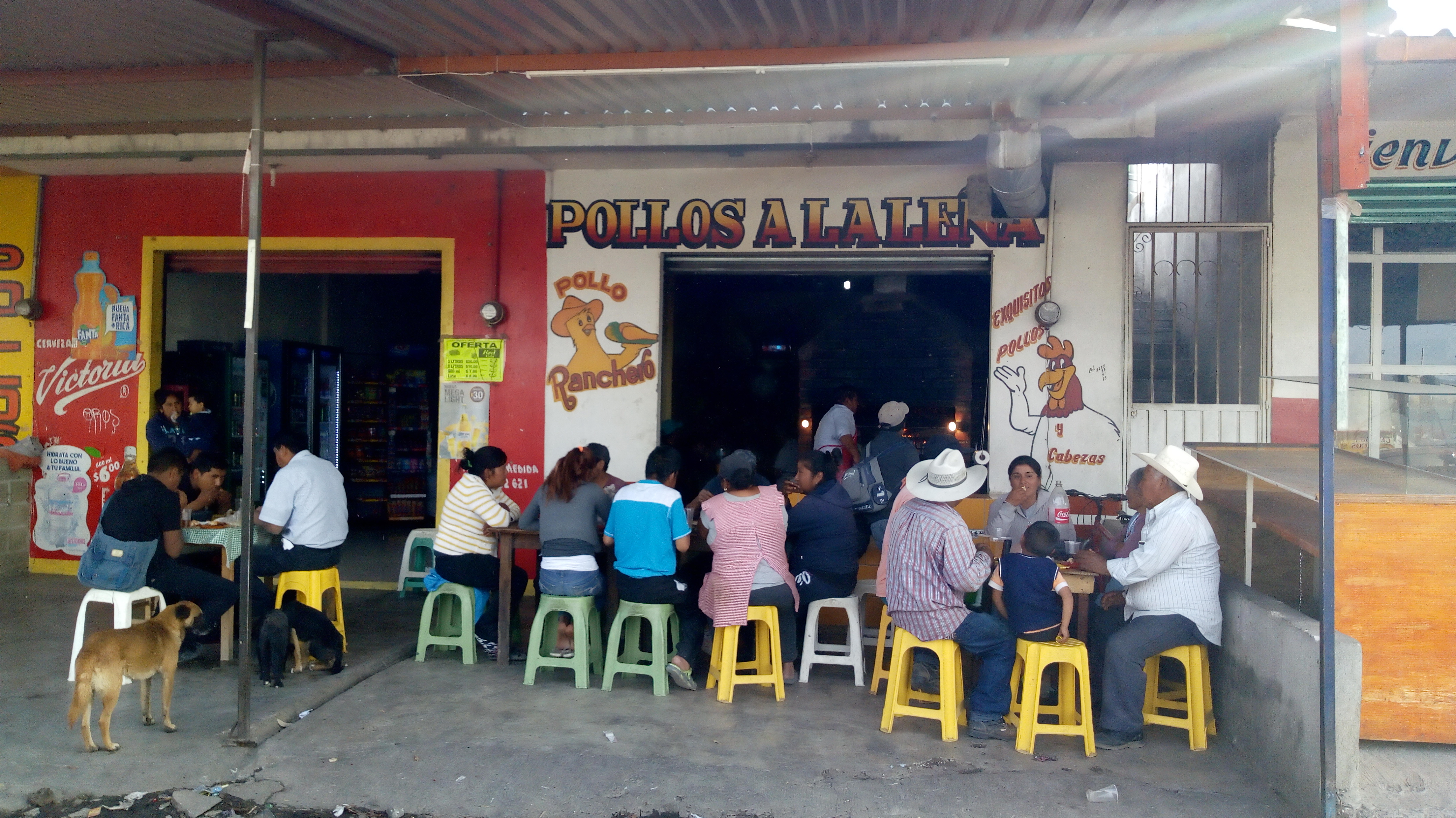 Pollos a La Leña "El Rancherito" La Cadena Del Sabor image 1