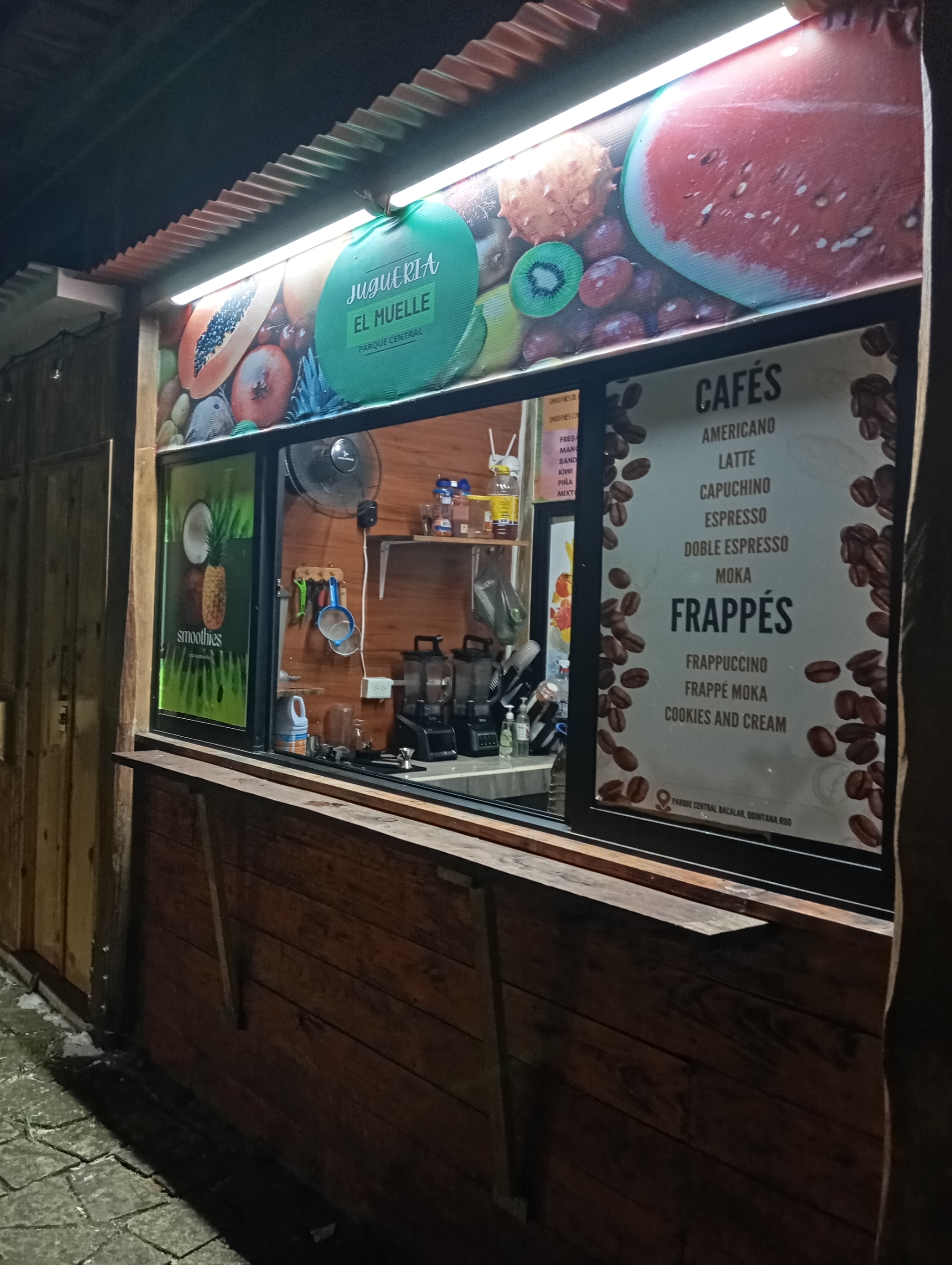 Jugueria el Muelle image 9