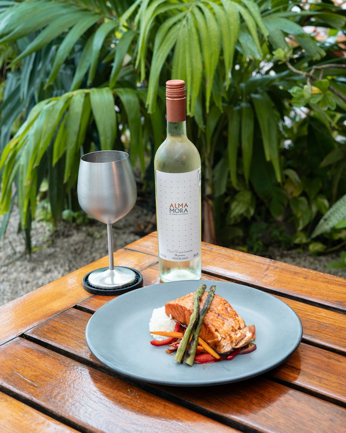 Yak Restaurant / Beach Club / Events image 2