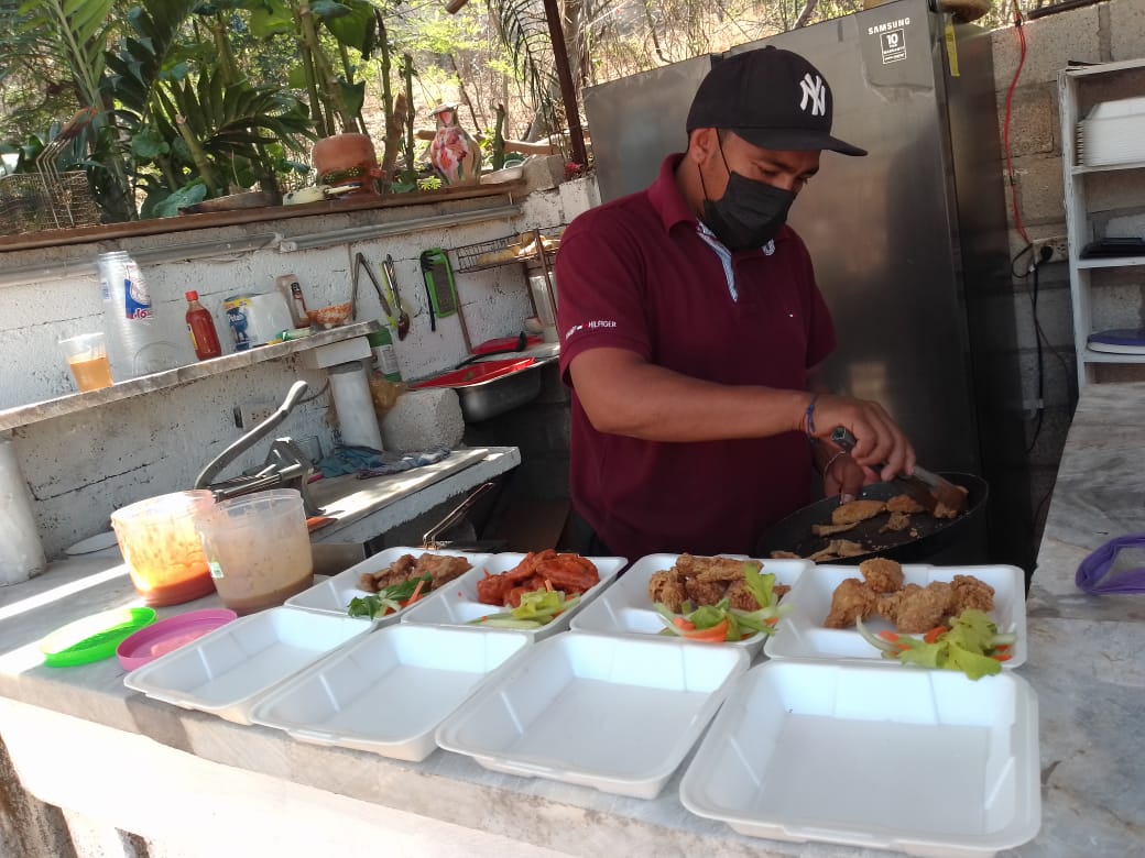 Or Tiz WINGS City image 9