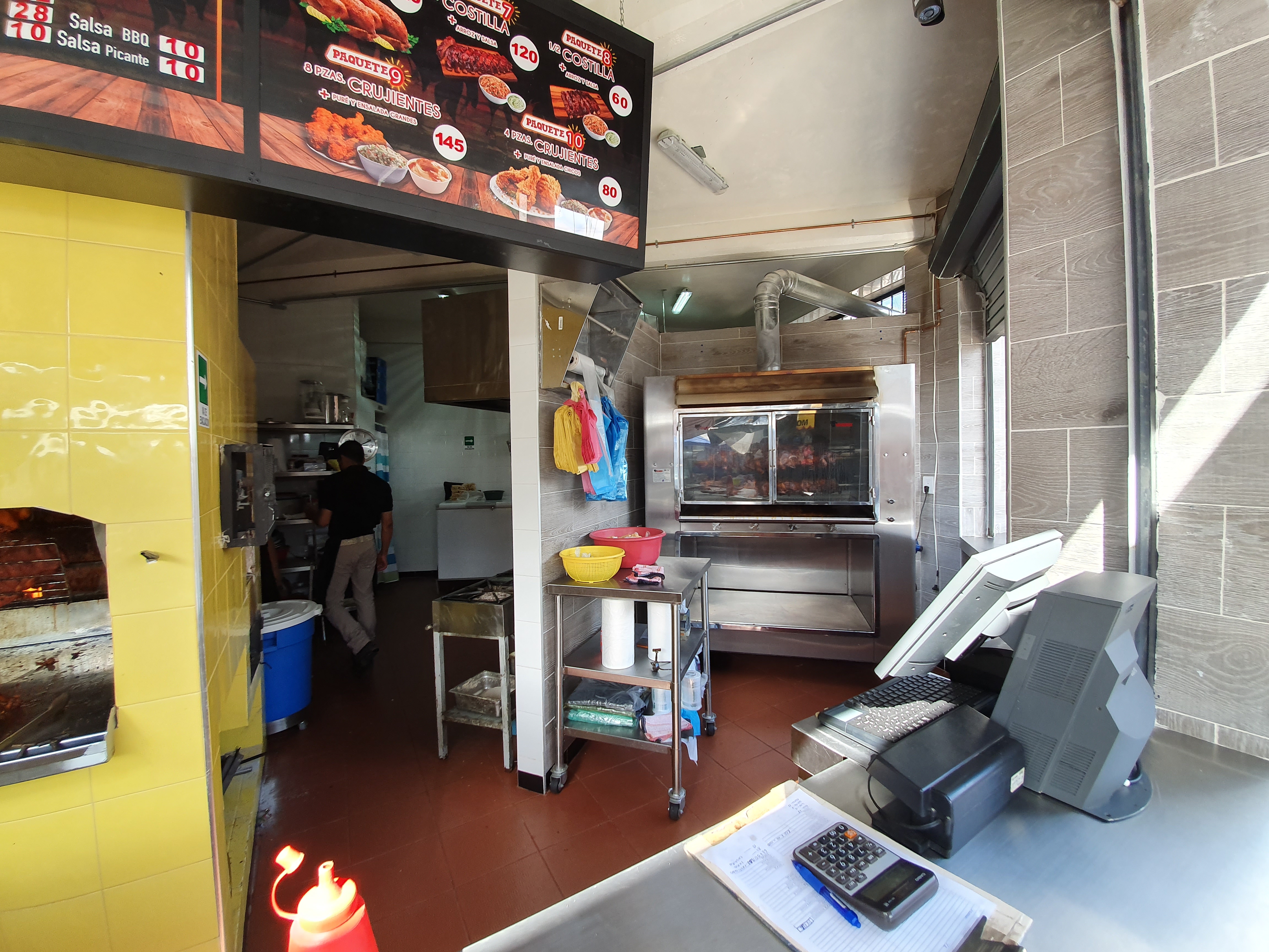 Rosticería Amipollo image 2