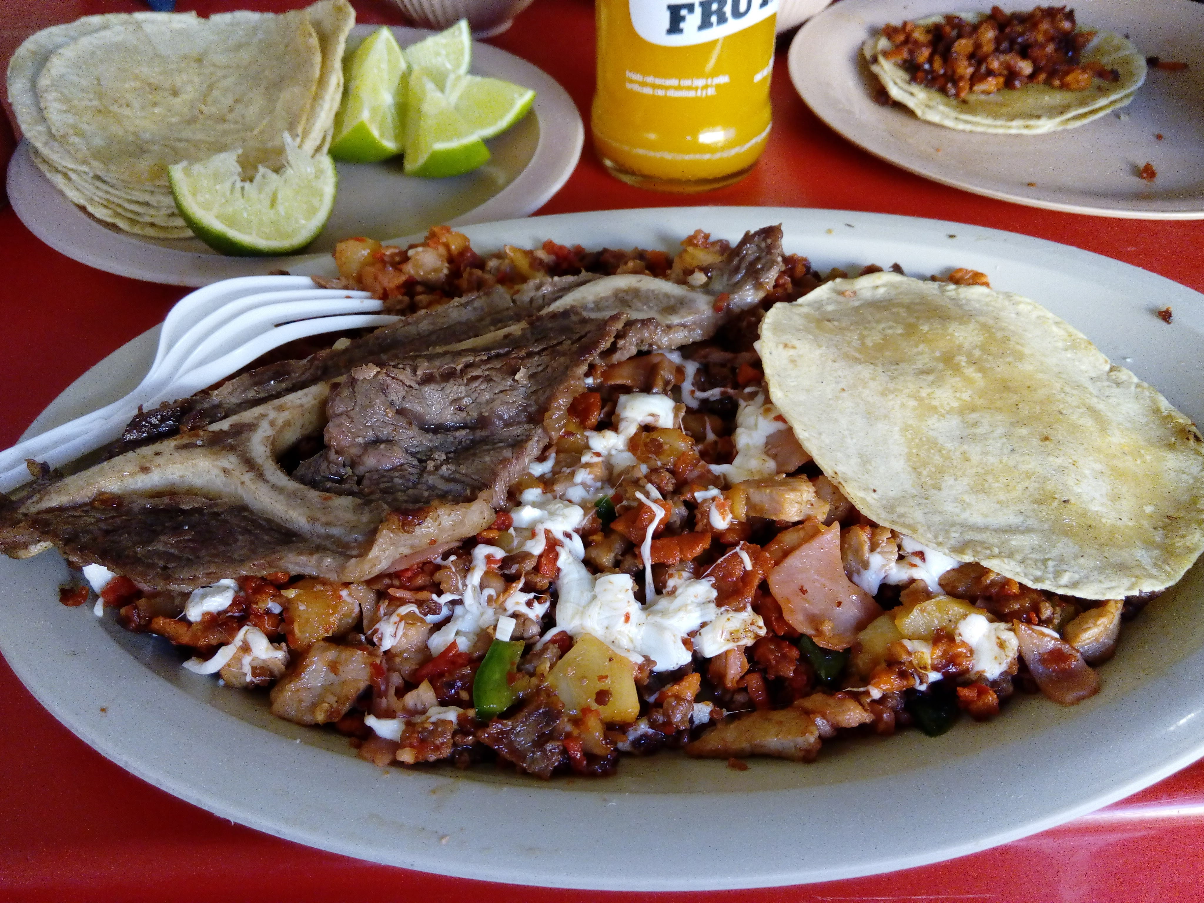 Taqueria 2 Hermanos image 2