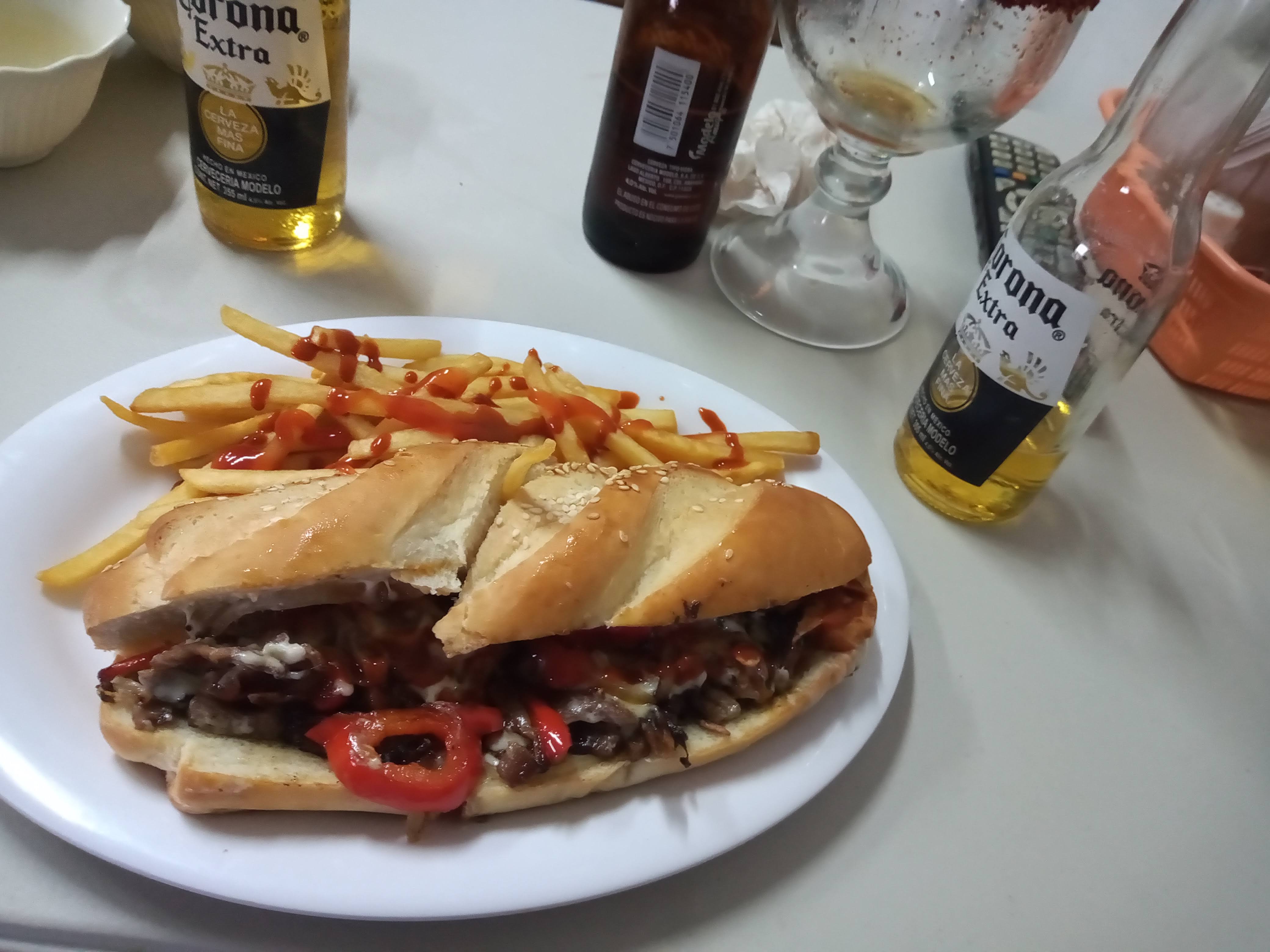 TORTAS EL PORTÓN image 7