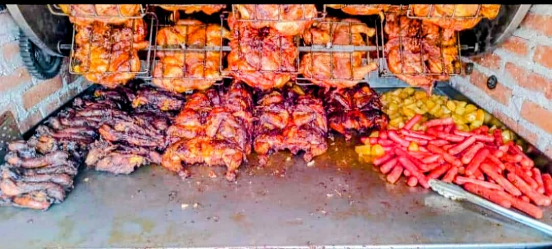 Pollos a la leña juquilita image 3