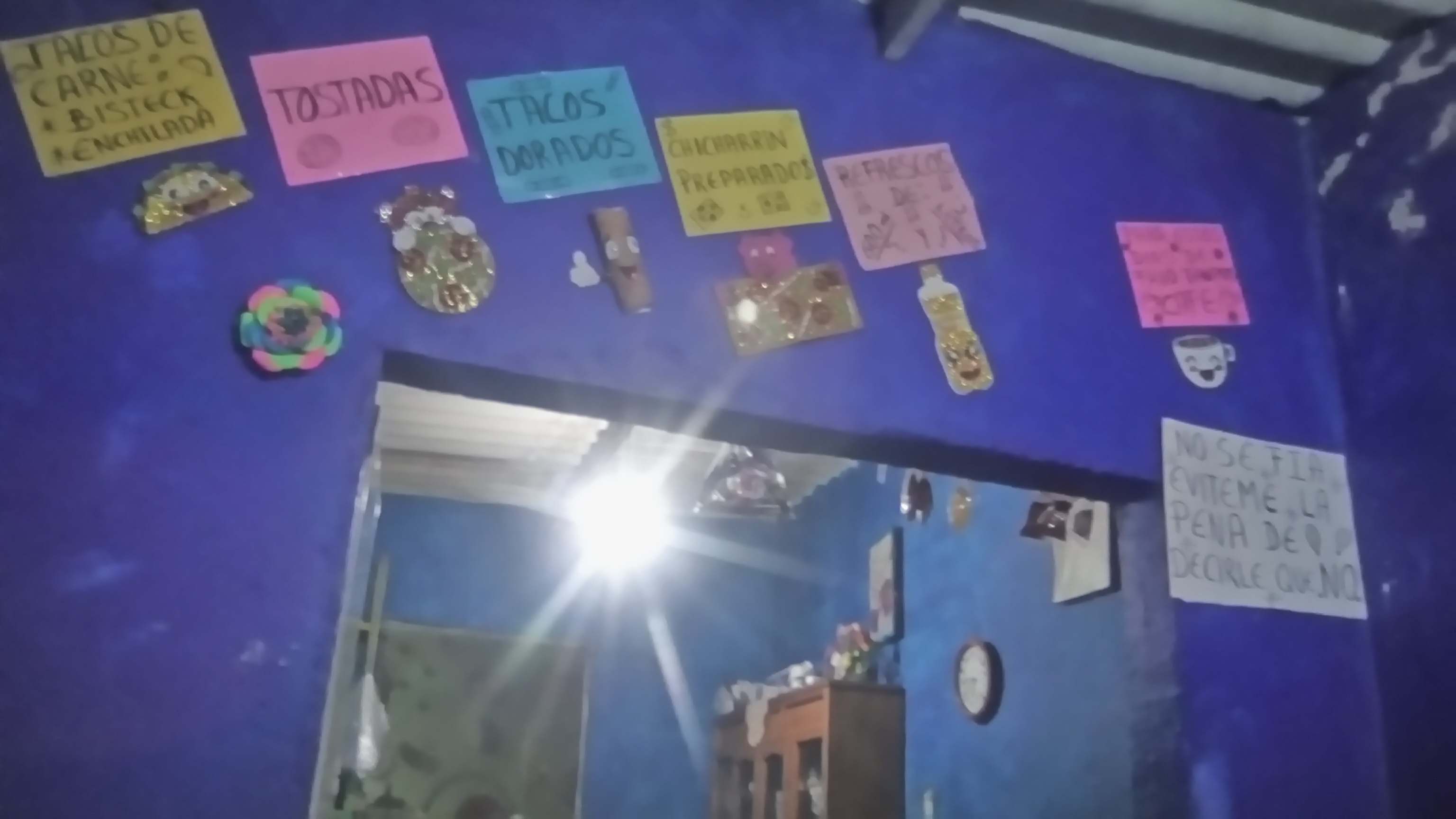 Antojitos mexicanos image 3