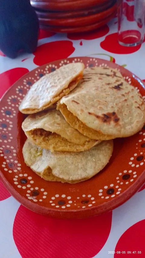 Pizzas Guel image 1