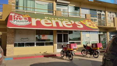 rene's Pizzería image 1