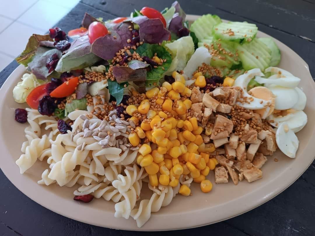 Ensaladas y Snacks Army Fit image 3