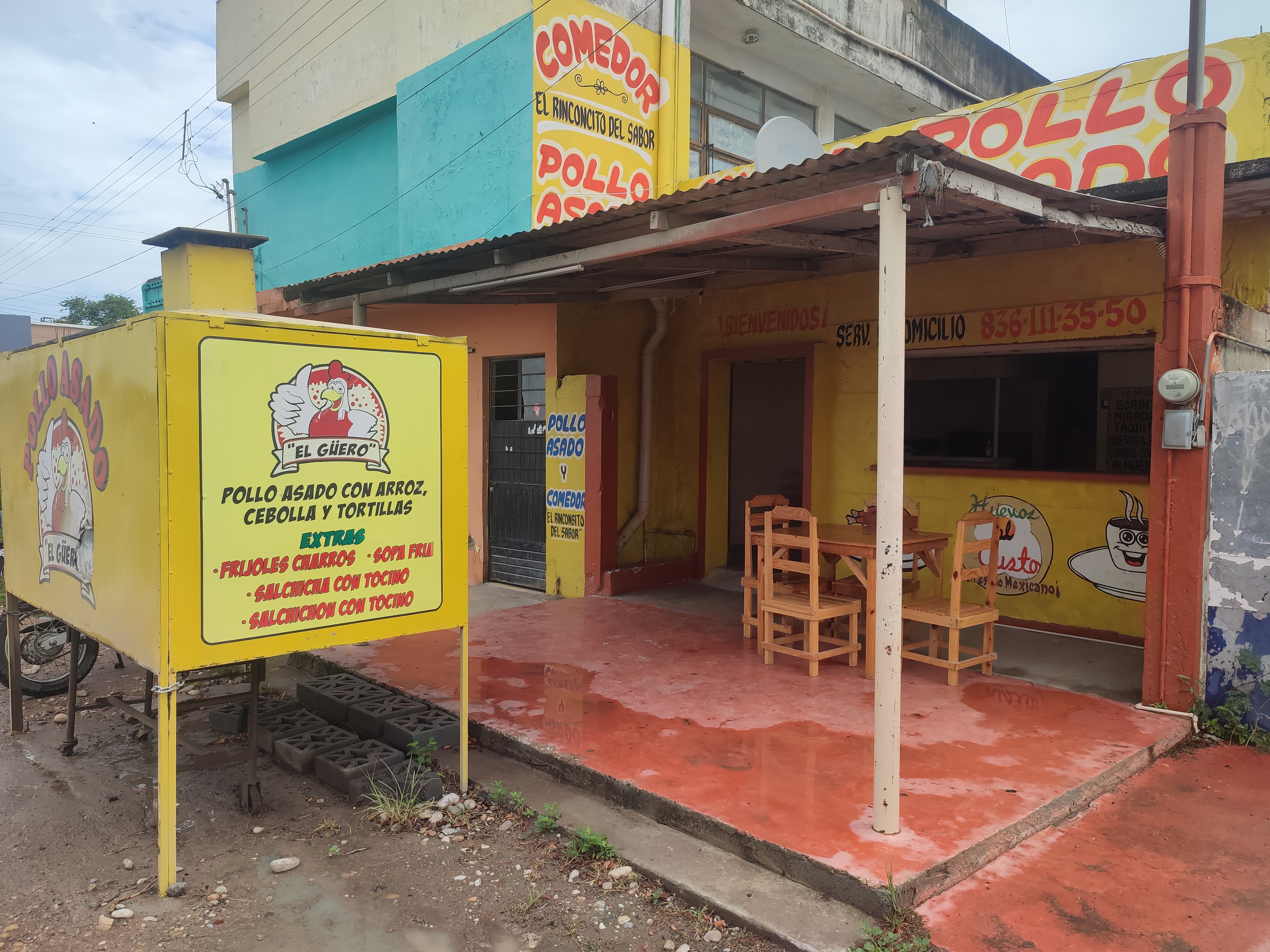 Restaurante Pollos asados "El Güero" el rinconcito del sabor. " image 1