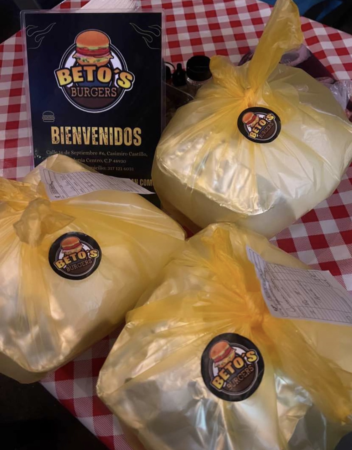 Beto's Burgers image 1