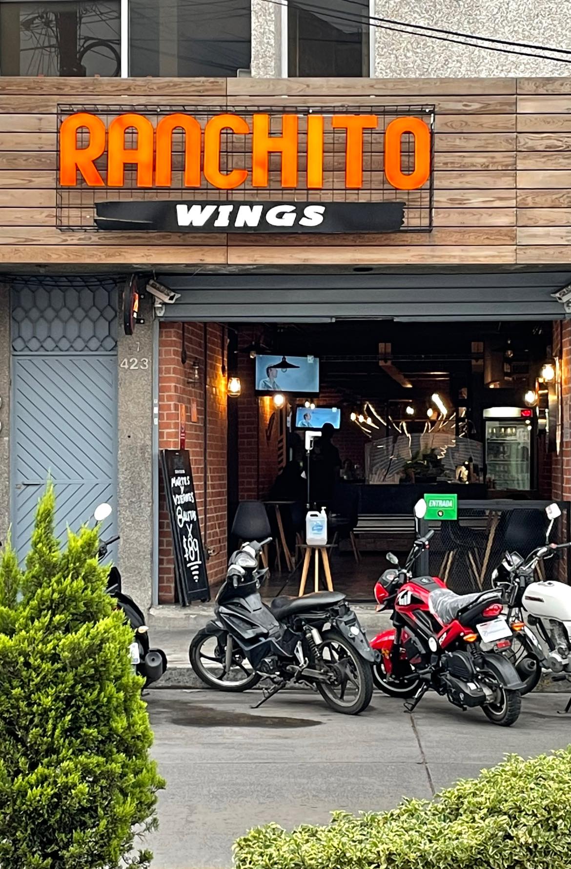 Ranchito Wings image 1