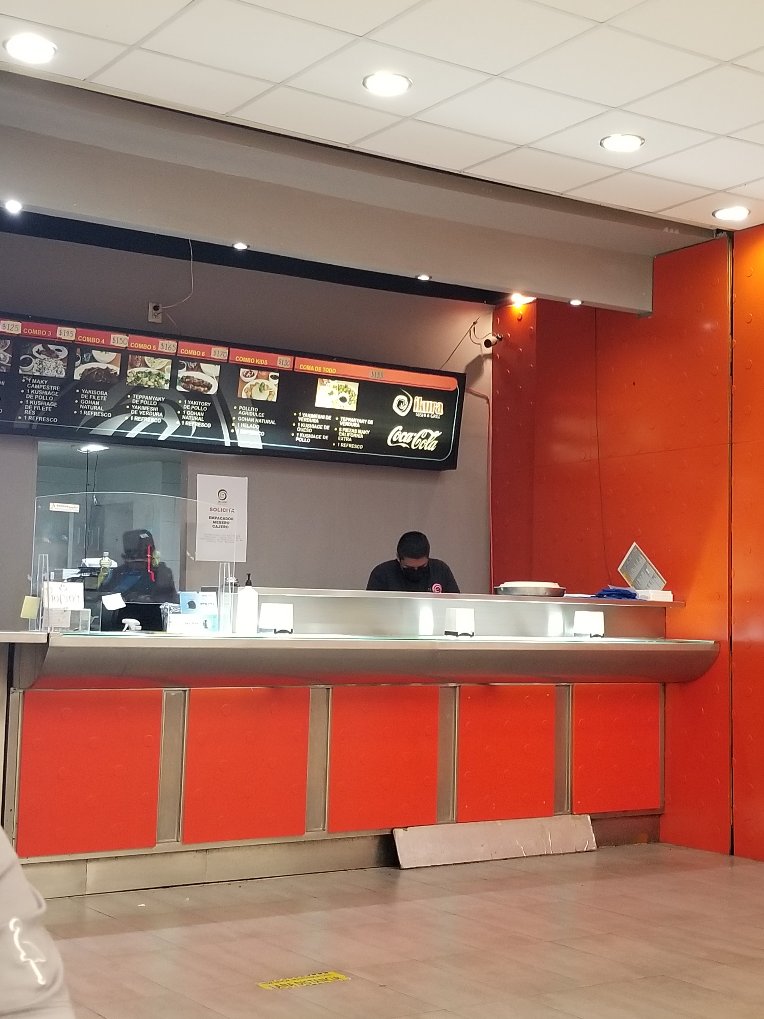 Ikura Sushi & Grill Uriangato image 5