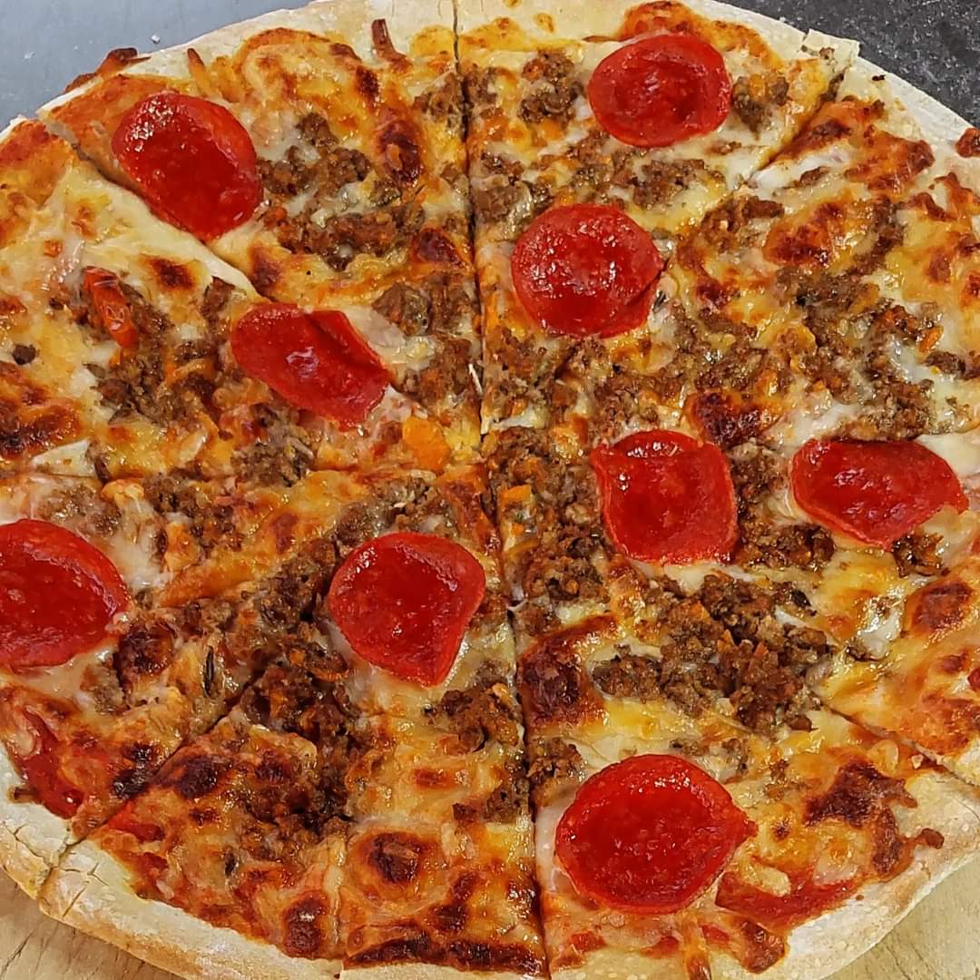 La Ragazza Restaurante & Beach club image 9