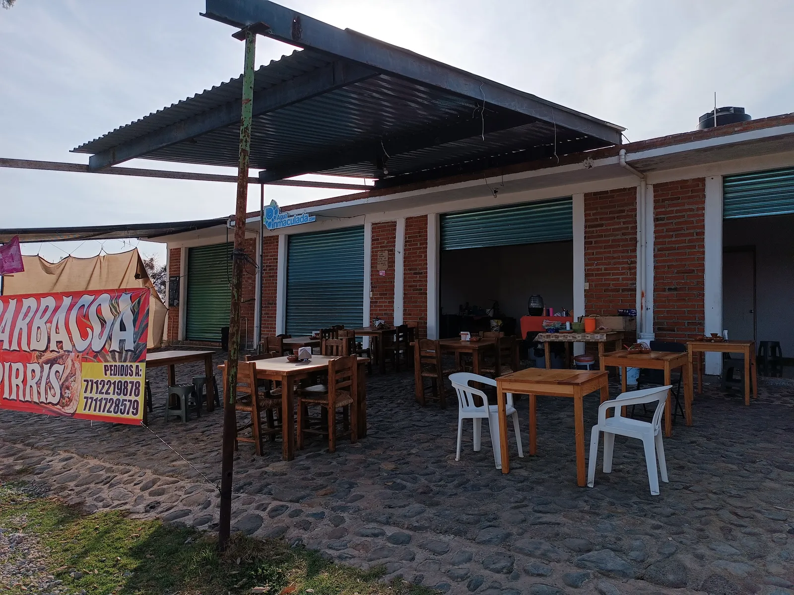 Barbacoa los "Pirris" image 3