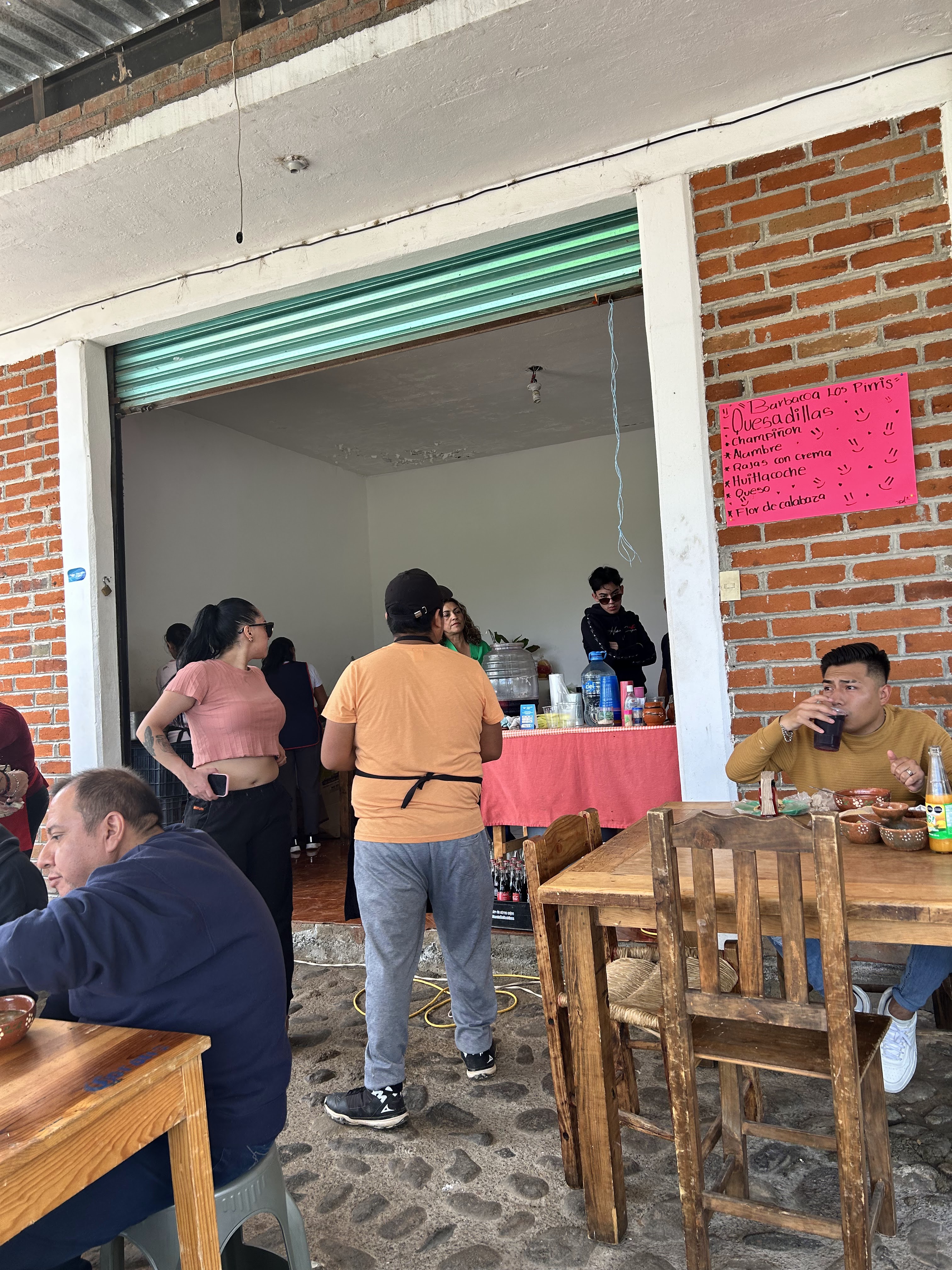 Barbacoa los "Pirris" image 4