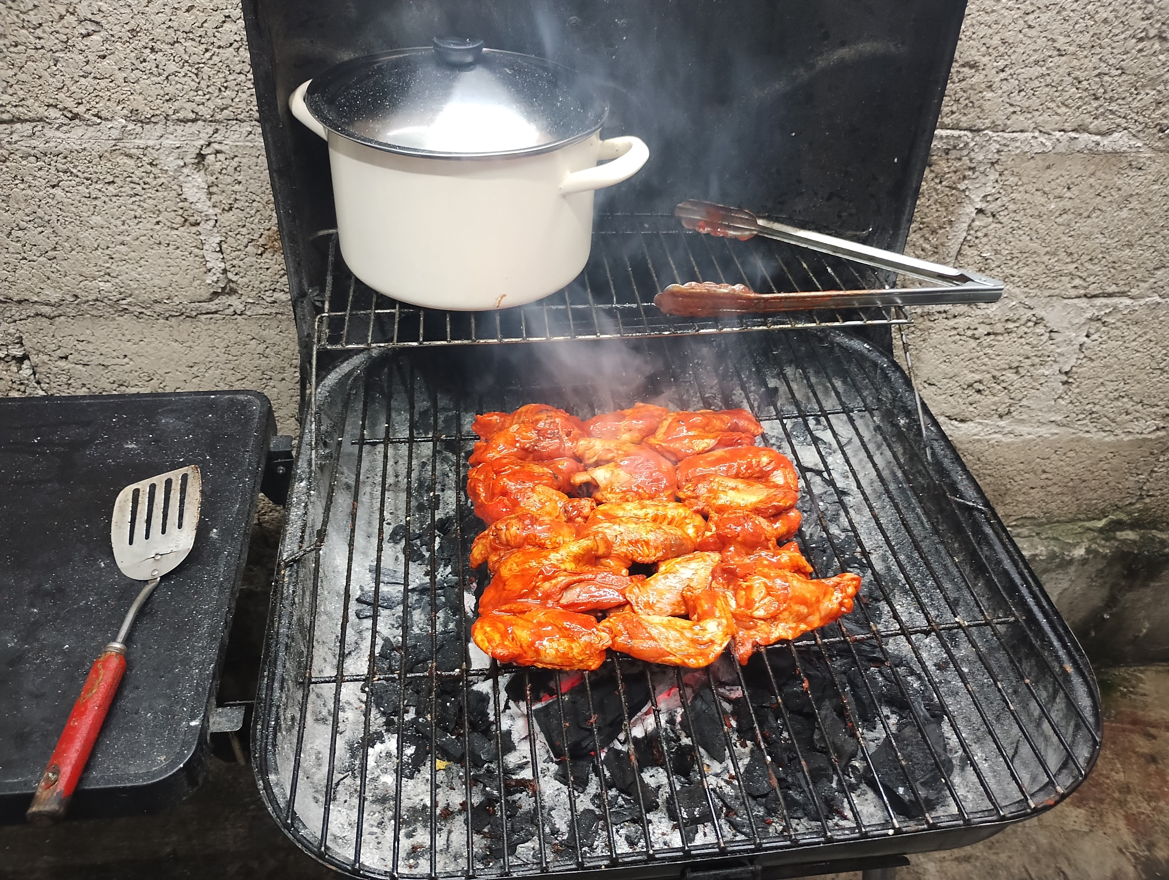 ELI BURGUERS image 9